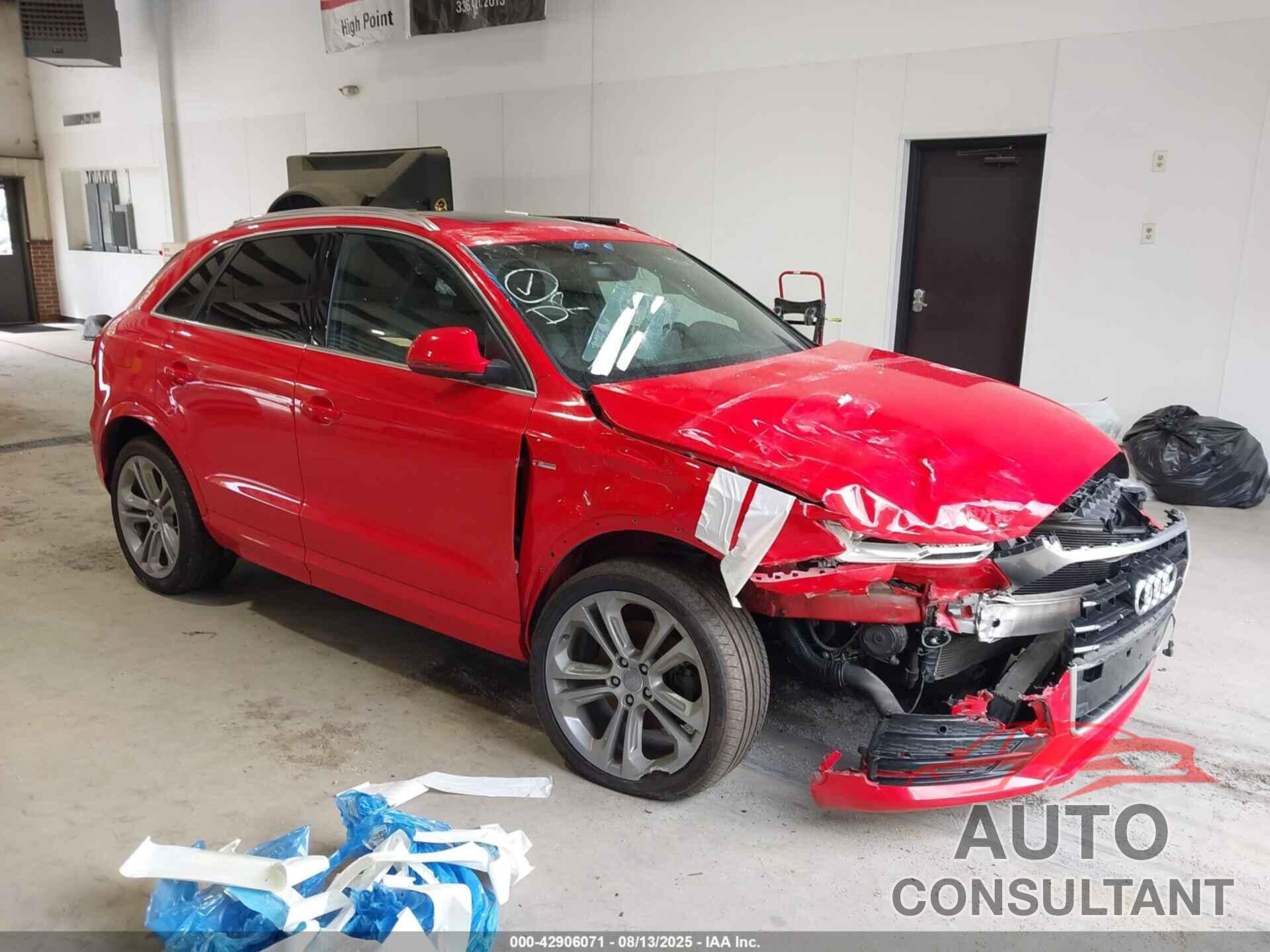 AUDI Q3 2016 - WA1GFCFS5GR015598