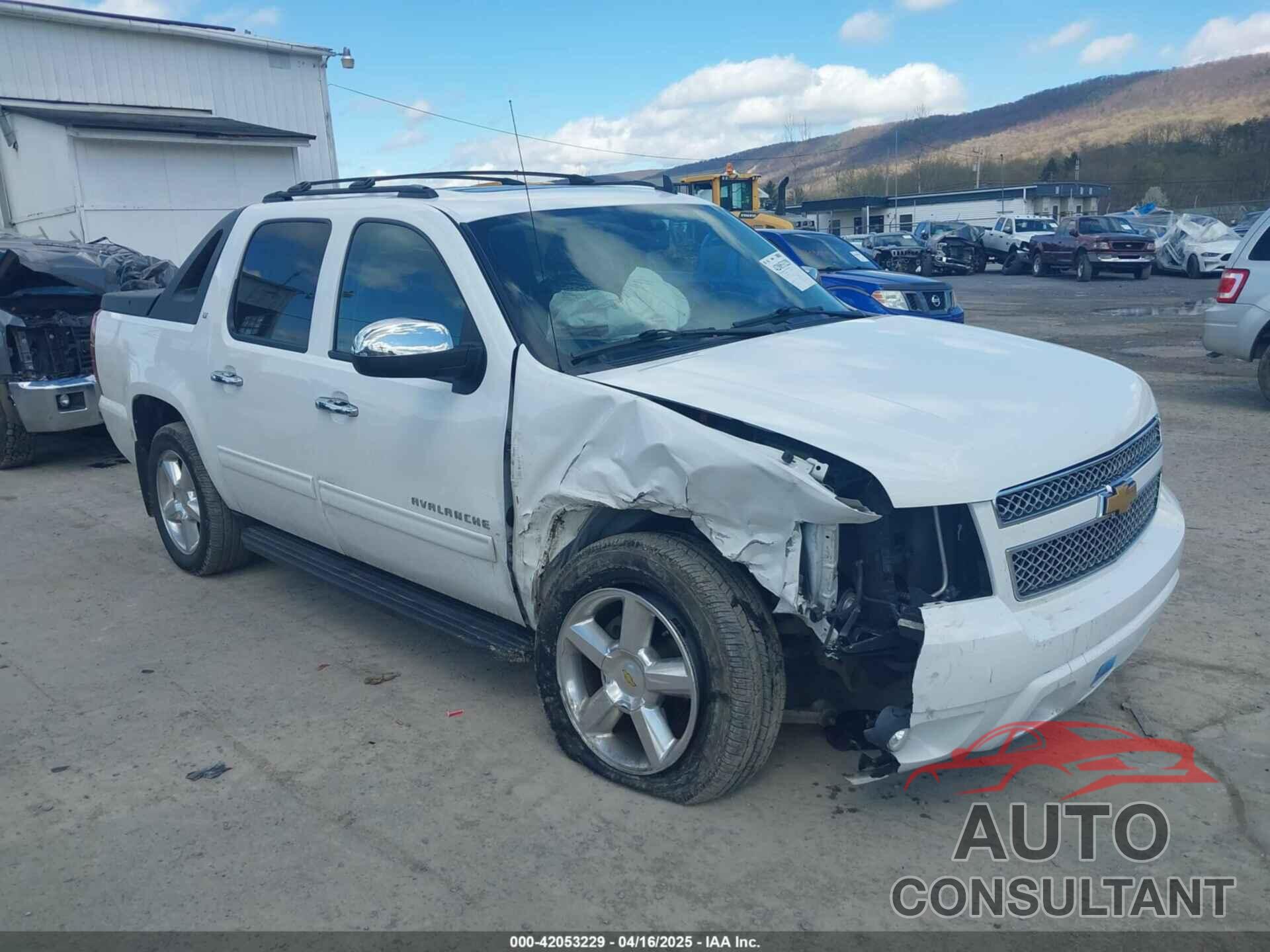 CHEVROLET AVALANCHE 1500 2012 - 3GNTKFE79CG292626