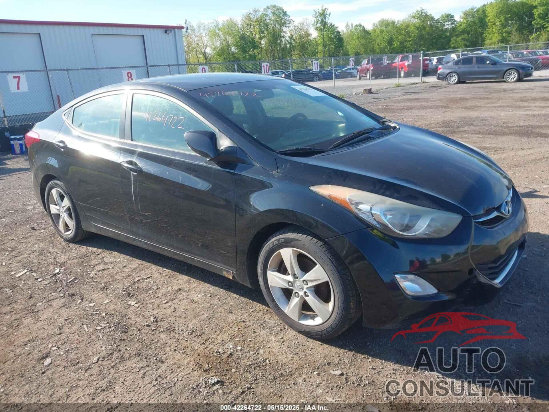 HYUNDAI ELANTRA 2012 - 5NPDH4AE4CH092071