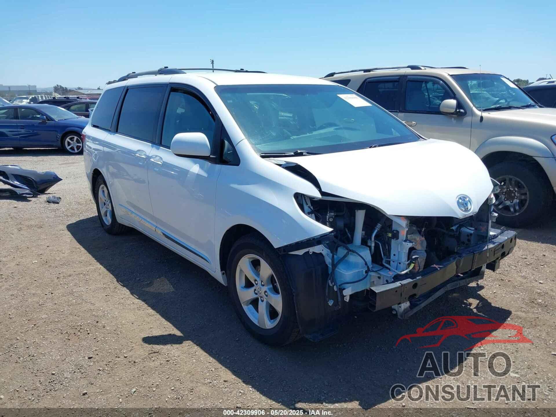 TOYOTA SIENNA 2015 - 5TDKK3DC3FS553918