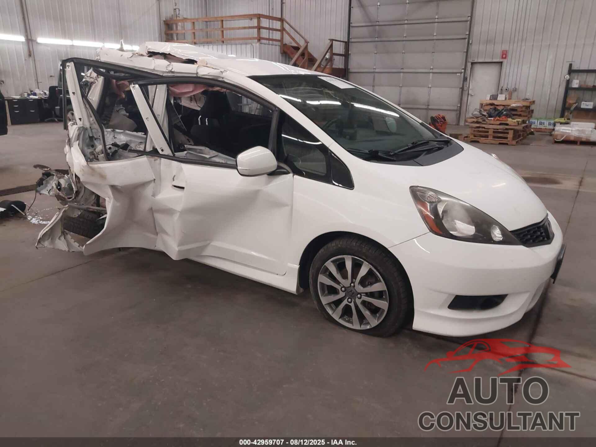 HONDA FIT 2013 - JHMGE8H57DC068071