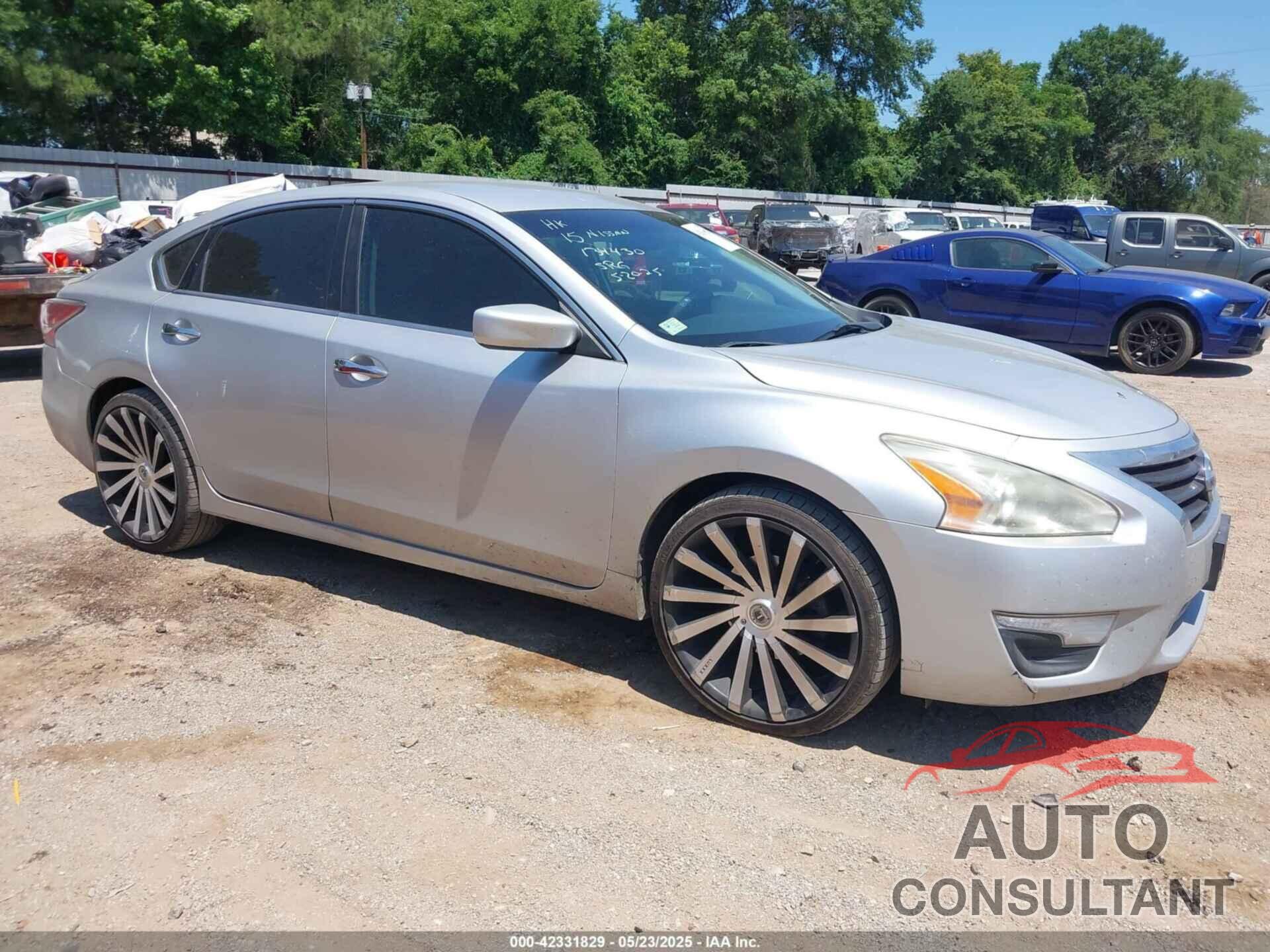 NISSAN ALTIMA 2015 - 1N4AL3AP5FC134430