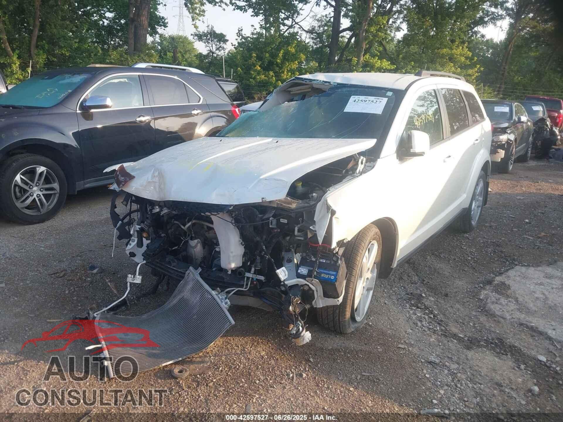 DODGE JOURNEY 2012 - 3C4PDCBG9CT372992