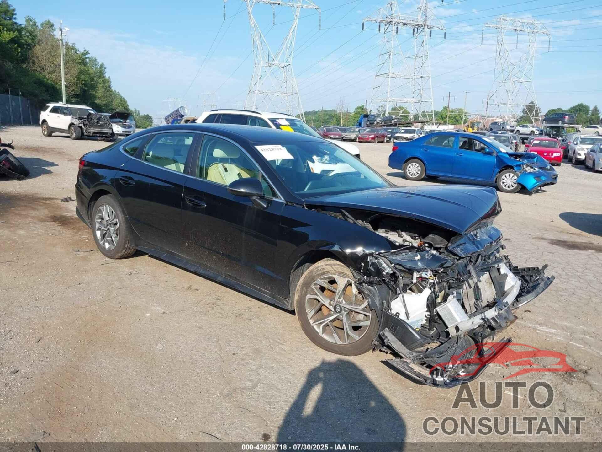 HYUNDAI SONATA 2022 - KMHL64JA2NA240089