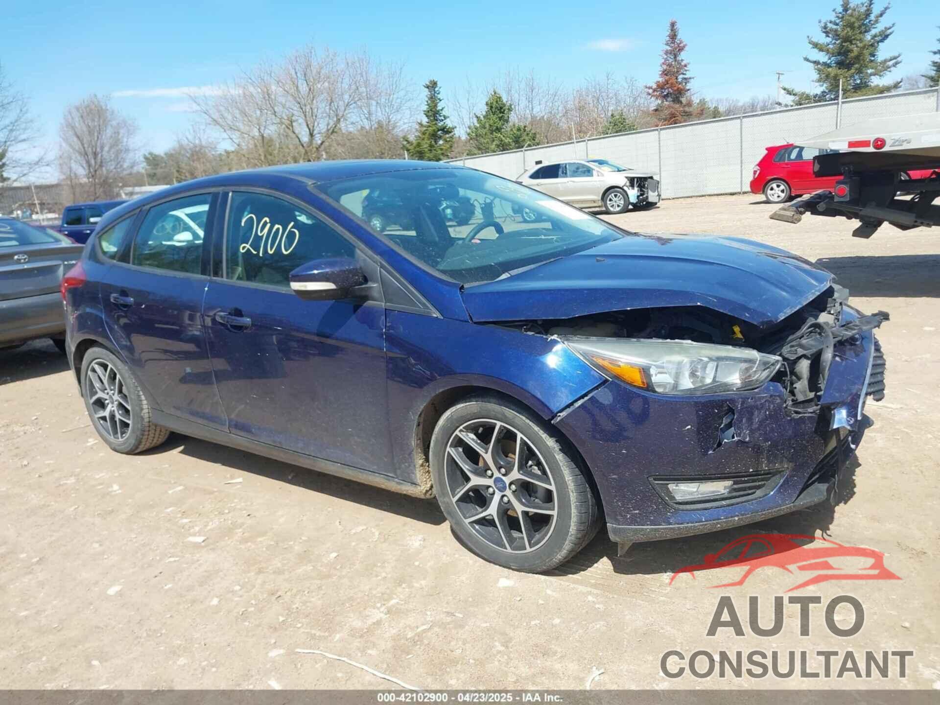 FORD FOCUS 2017 - 1FADP3M21HL251197