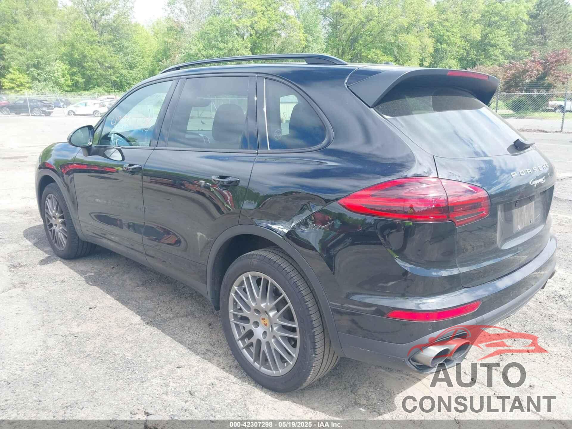 PORSCHE CAYENNE 2017 - WP1AB2A22HLA51972