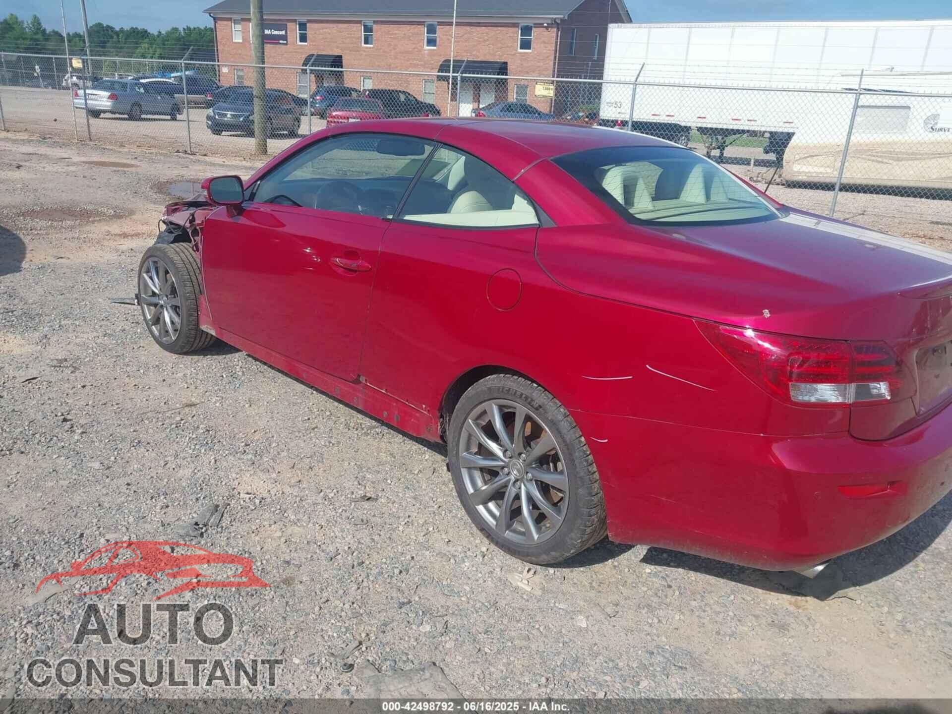 LEXUS IS 250C 2014 - JTHFF2C21E2531283