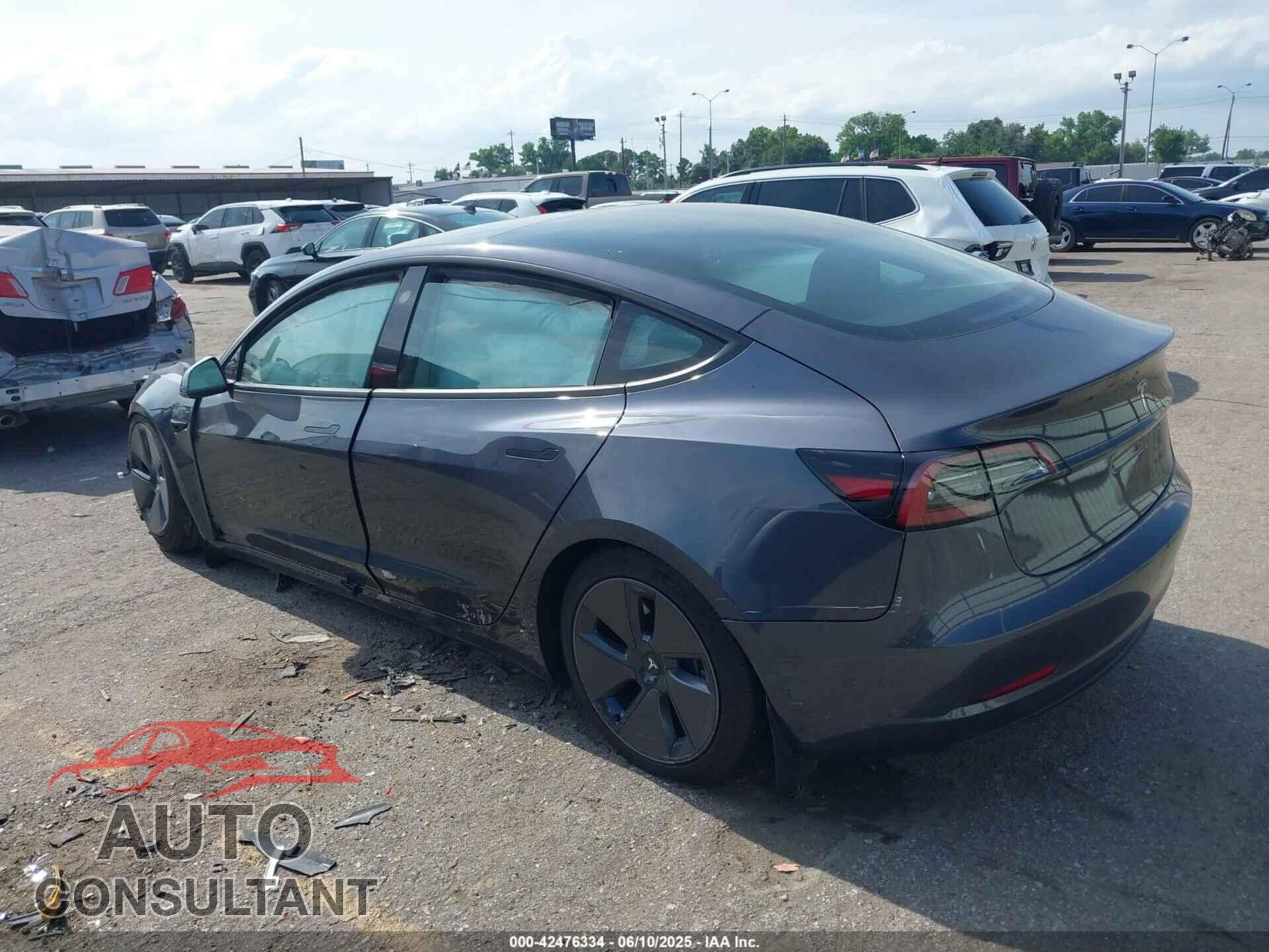 TESLA MODEL 3 2023 - 5YJ3E1EA5PF697649