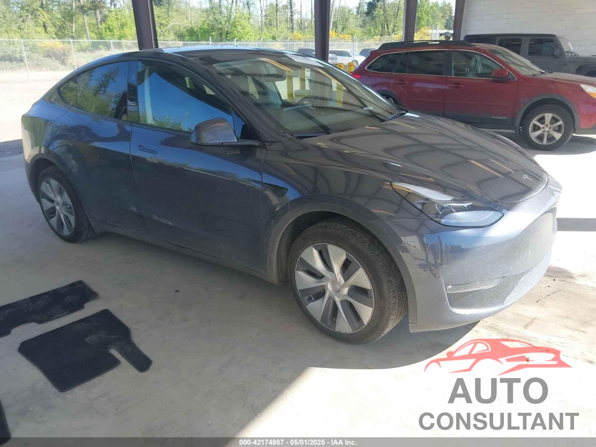 TESLA MODEL Y 2023 - 7SAYGAEE4PF906577