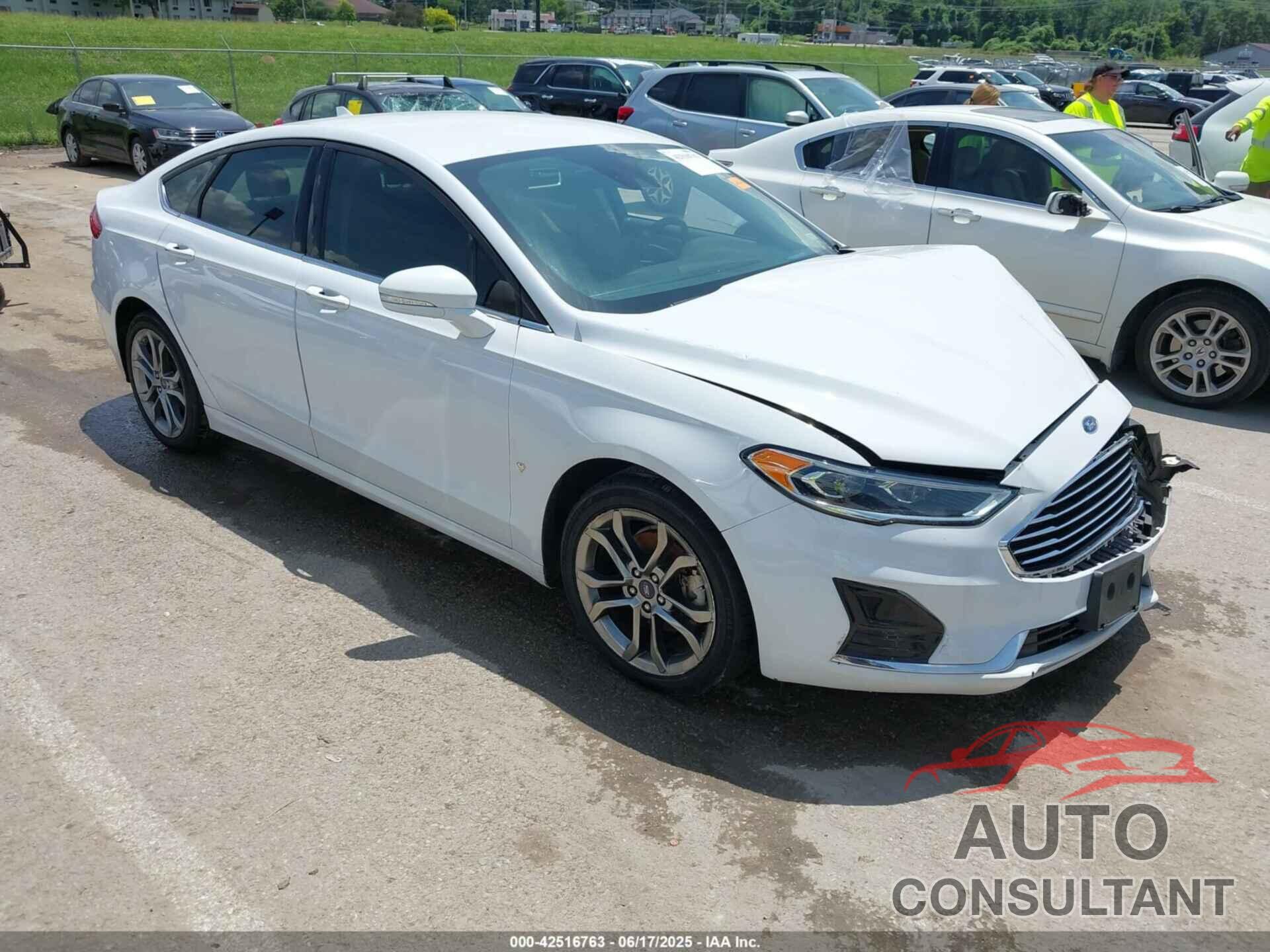FORD FUSION 2020 - 3FA6P0CD3LR152711