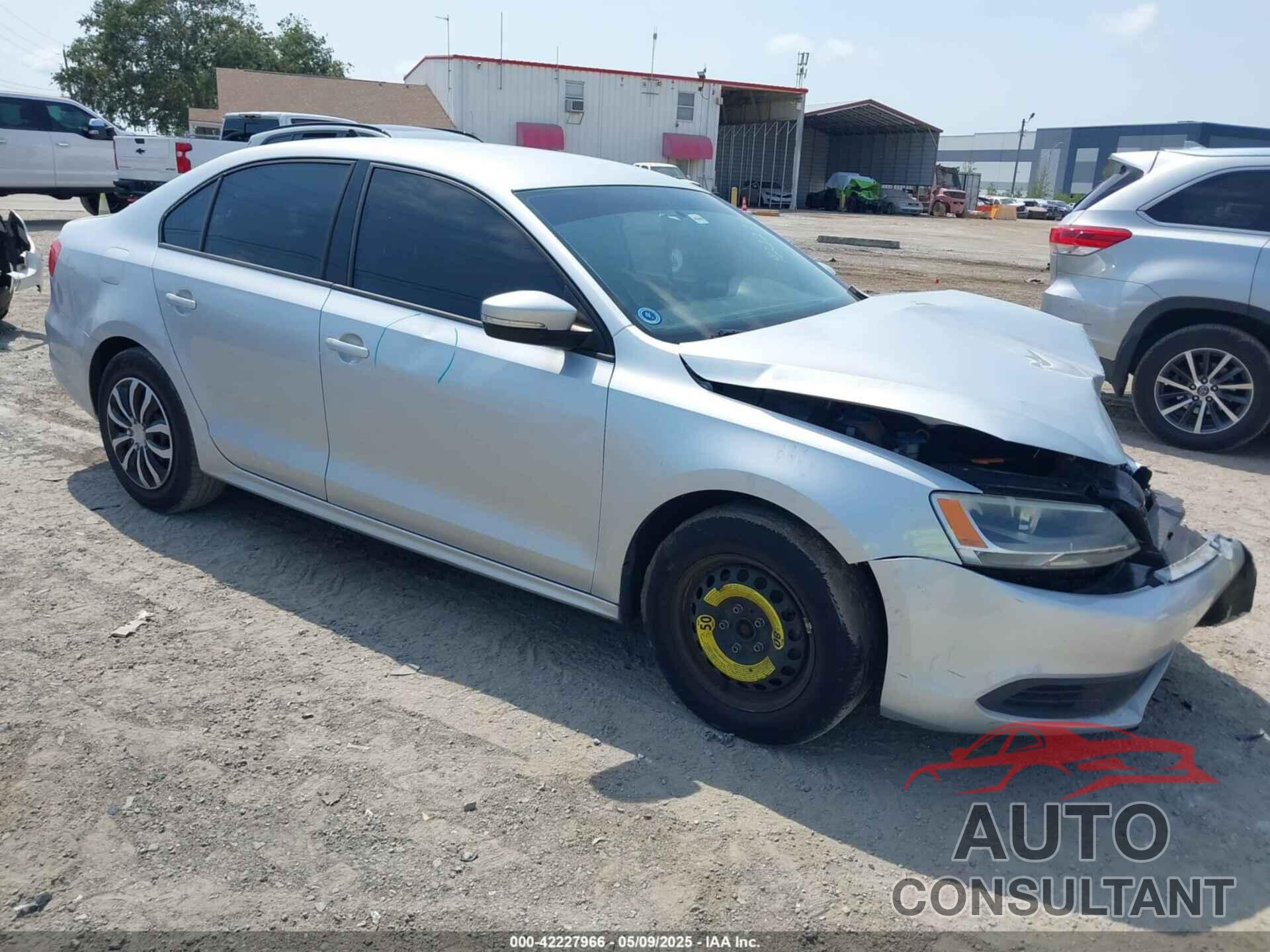 VOLKSWAGEN JETTA 2014 - 3VWD17AJ5EM213462