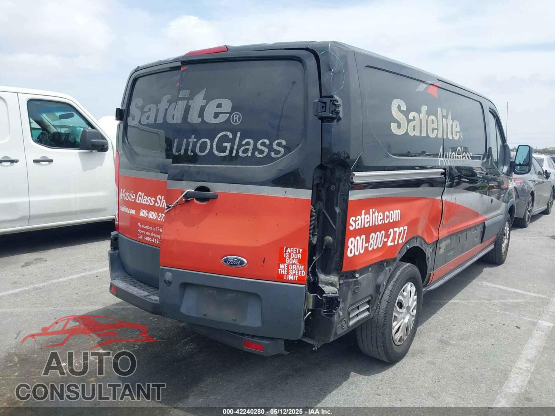 FORD TRANSIT-150 2017 - 1FTYE1YM5HKA48207