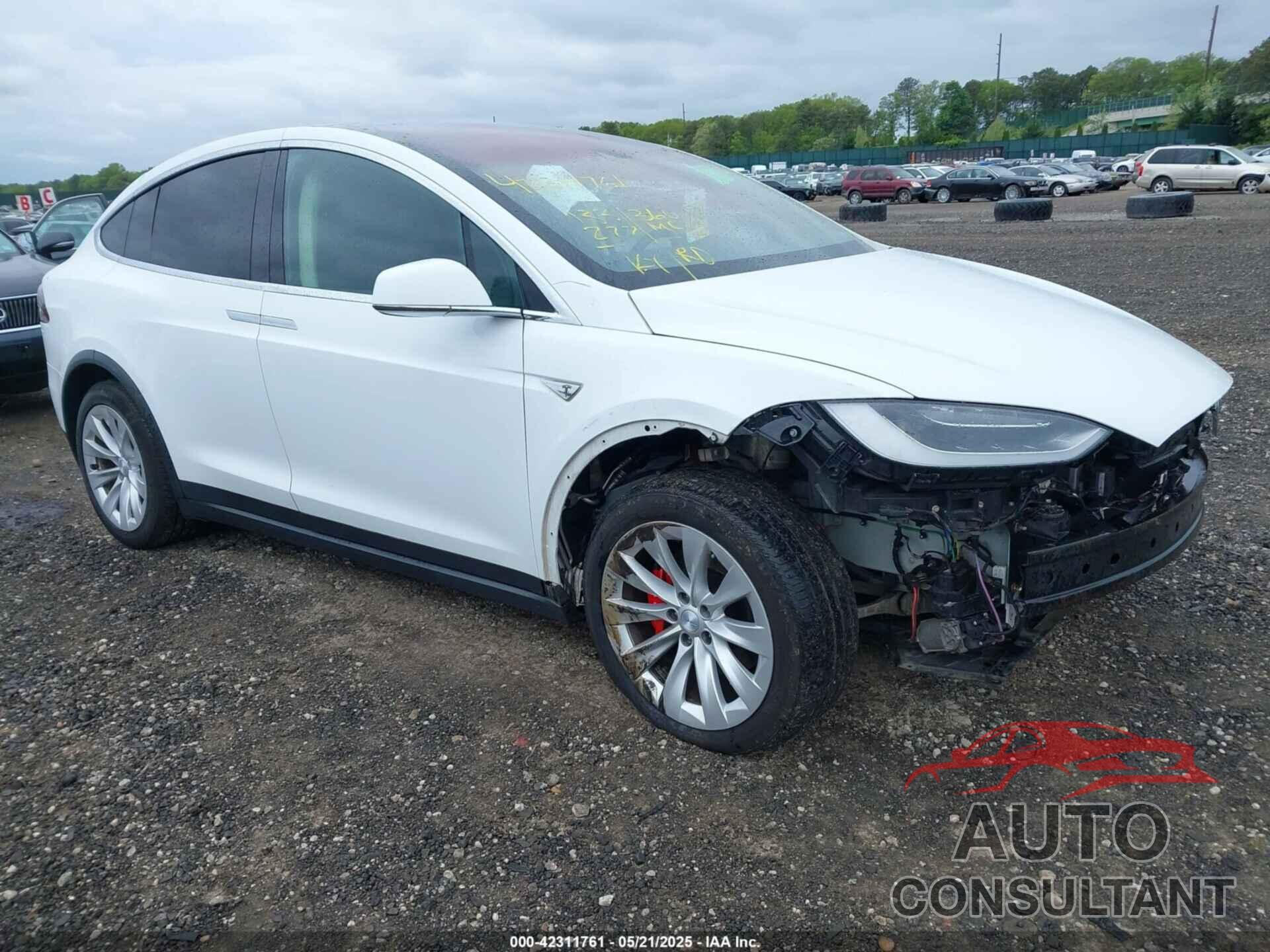 TESLA MODEL X 2016 - 5YJXCBE4XGF013718