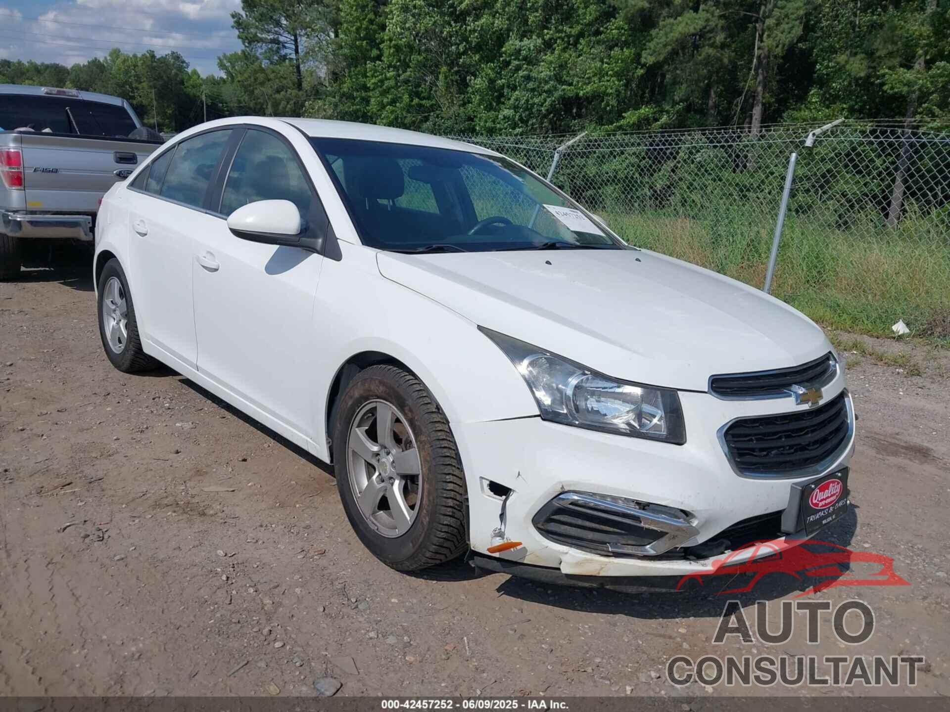 CHEVROLET CRUZE 2015 - 1G1PC5SB8F7223901
