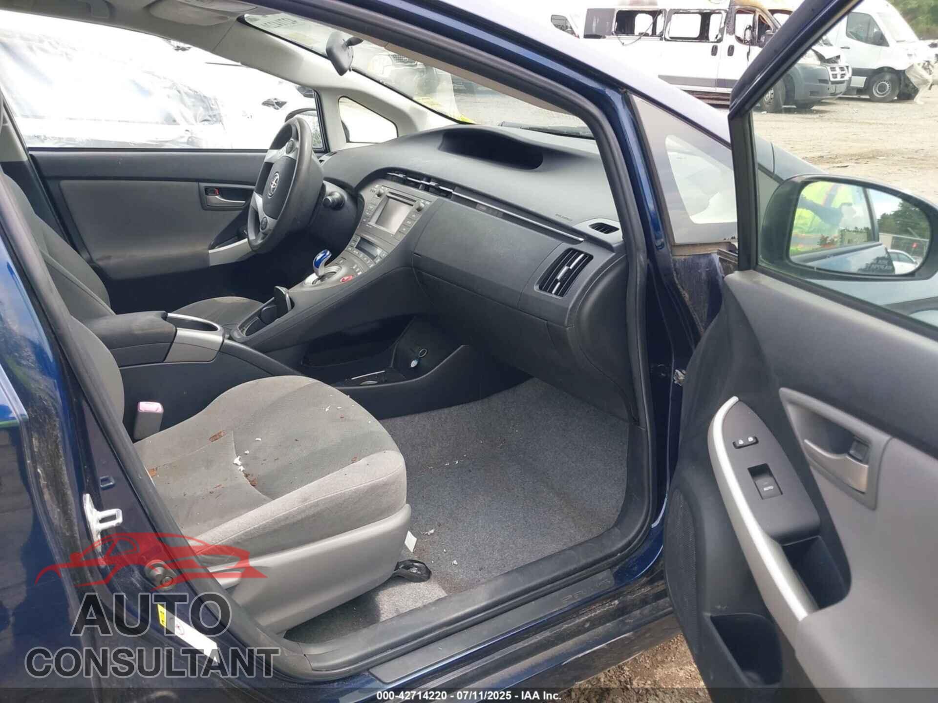 TOYOTA PRIUS 2012 - JTDKN3DUXC1483021