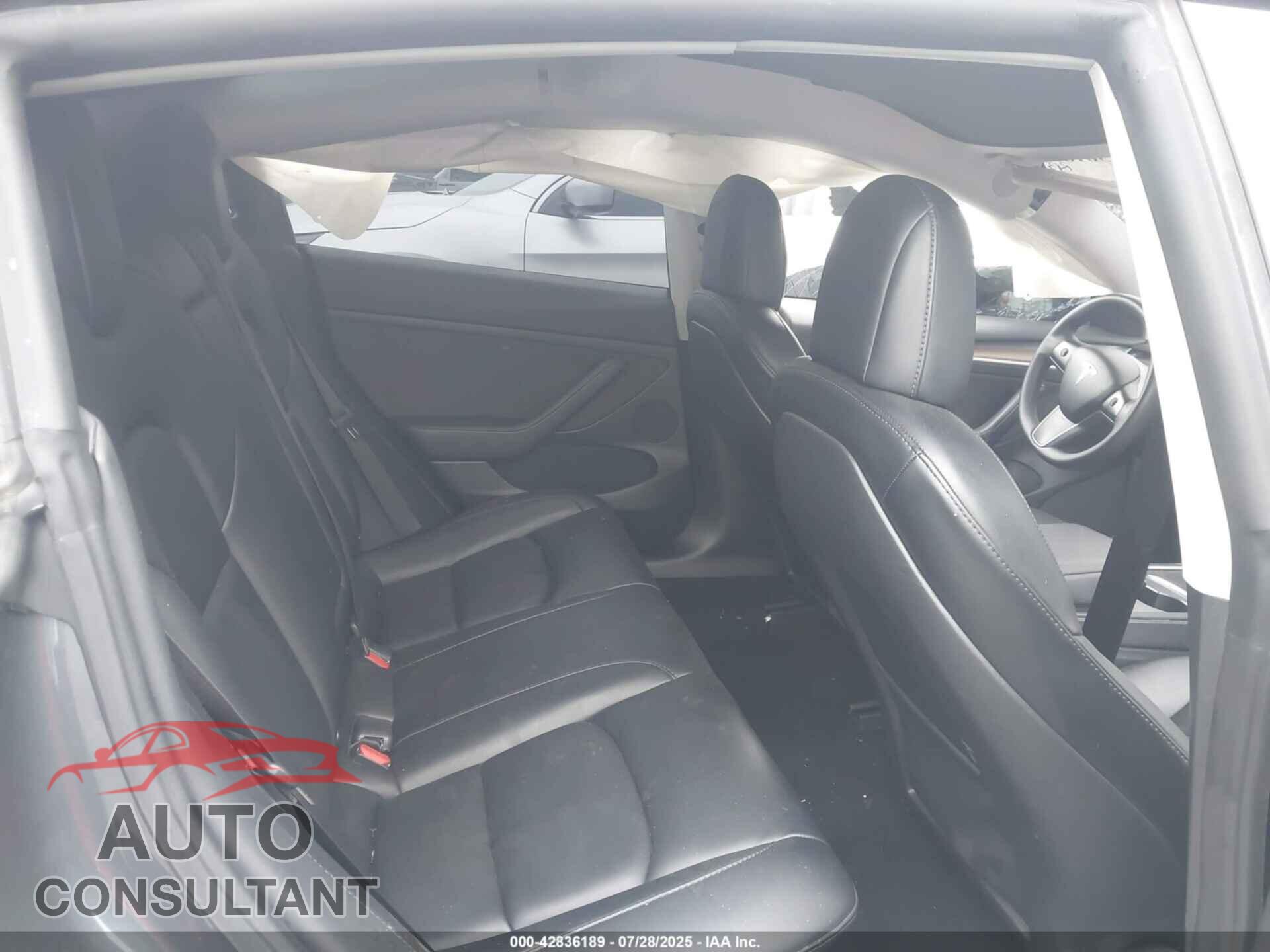 TESLA MODEL 3 2022 - 5YJ3E1EA2NF235465