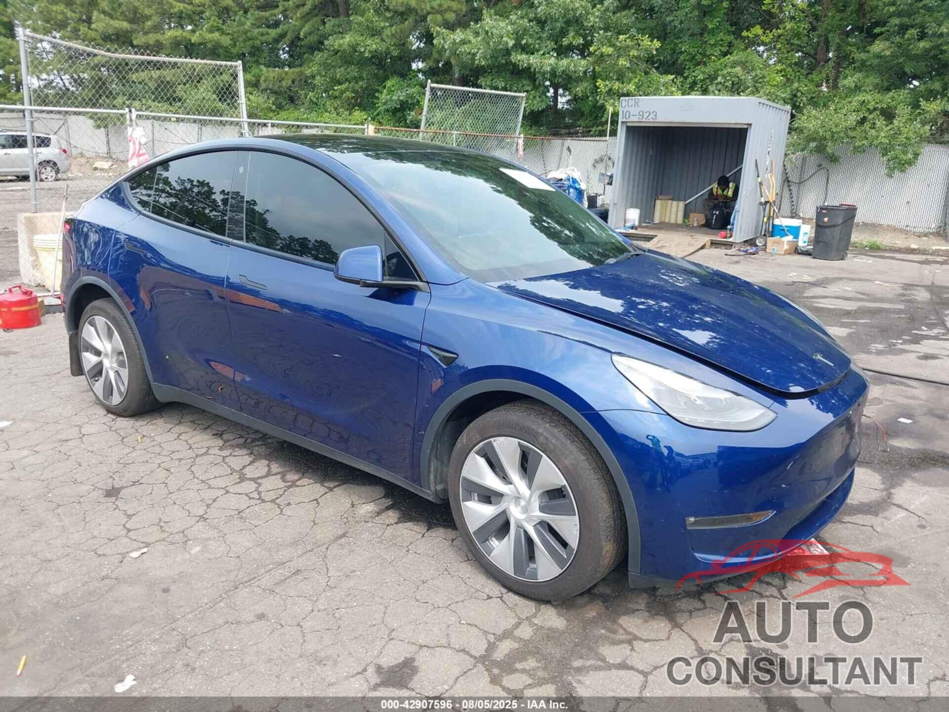 TESLA MODEL Y 2023 - 7SAYGDEE2PF669850