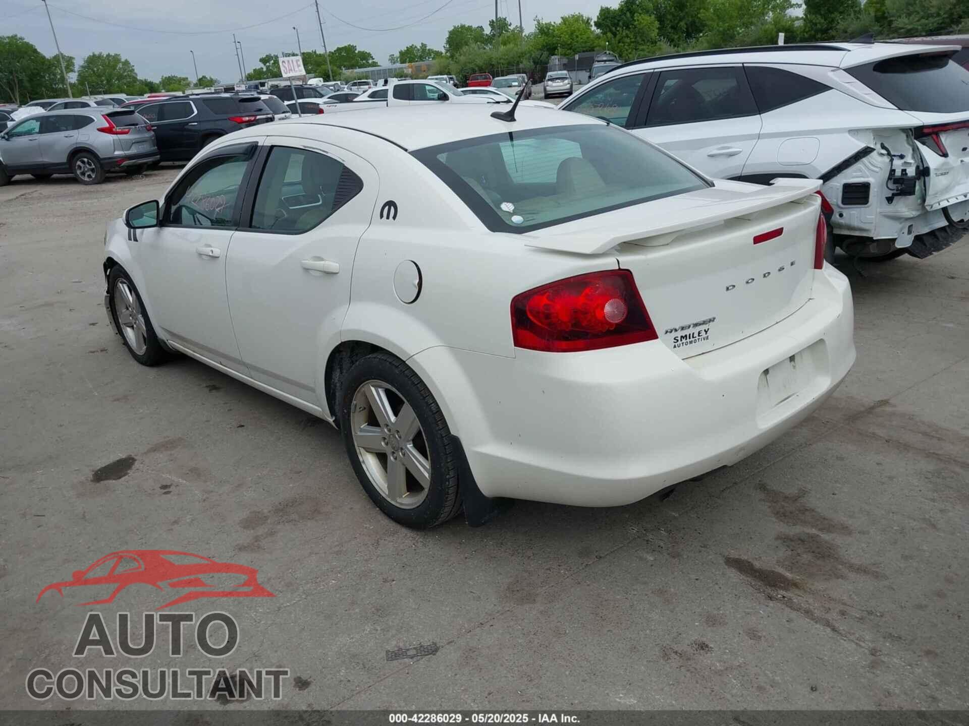 DODGE AVENGER 2011 - 1B3BD2FG0BN513527