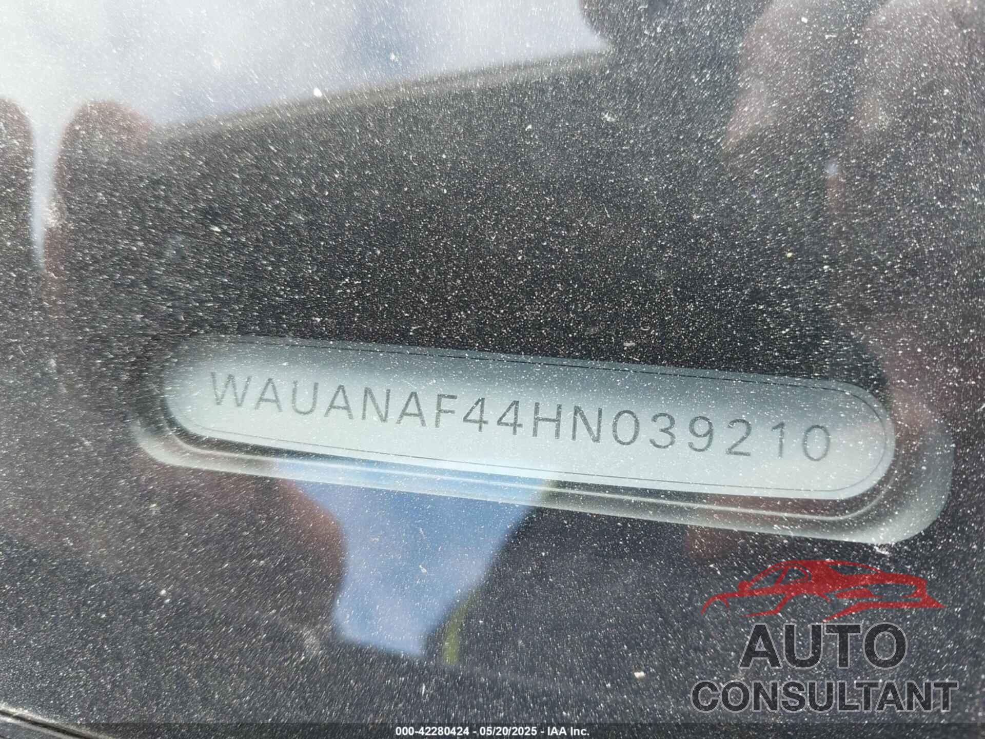 AUDI A4 2017 - WAUANAF44HN039210