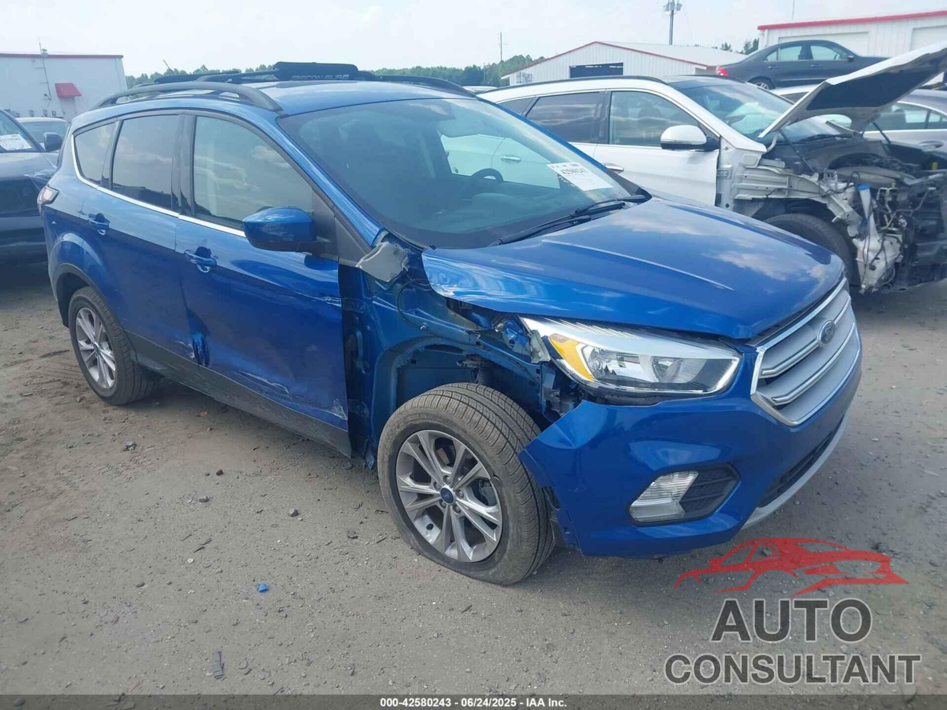 FORD ESCAPE 2018 - 1FMCU0GD3JUB95138