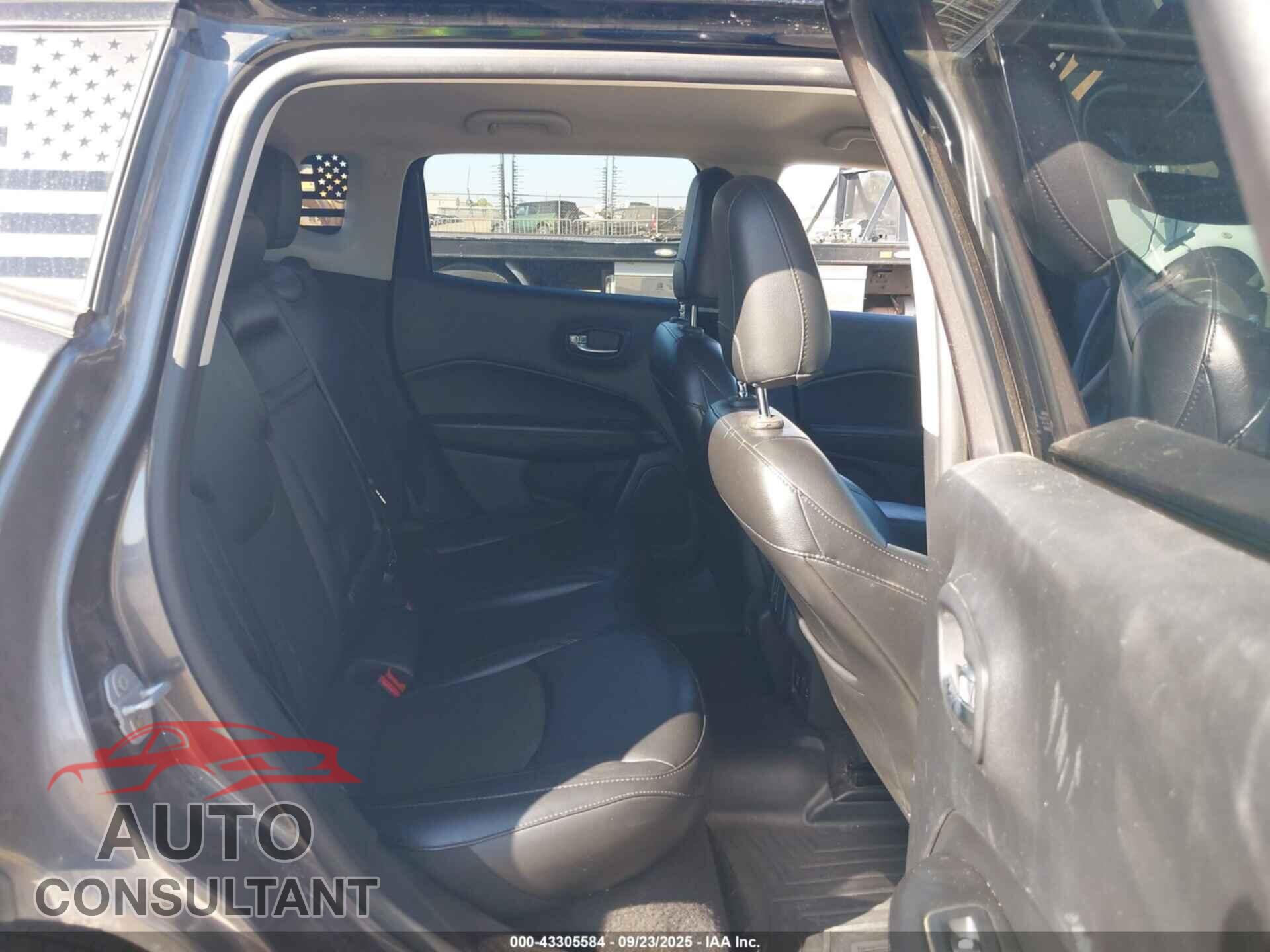 JEEP COMPASS 2019 - 3C4NJDBB3KT595666
