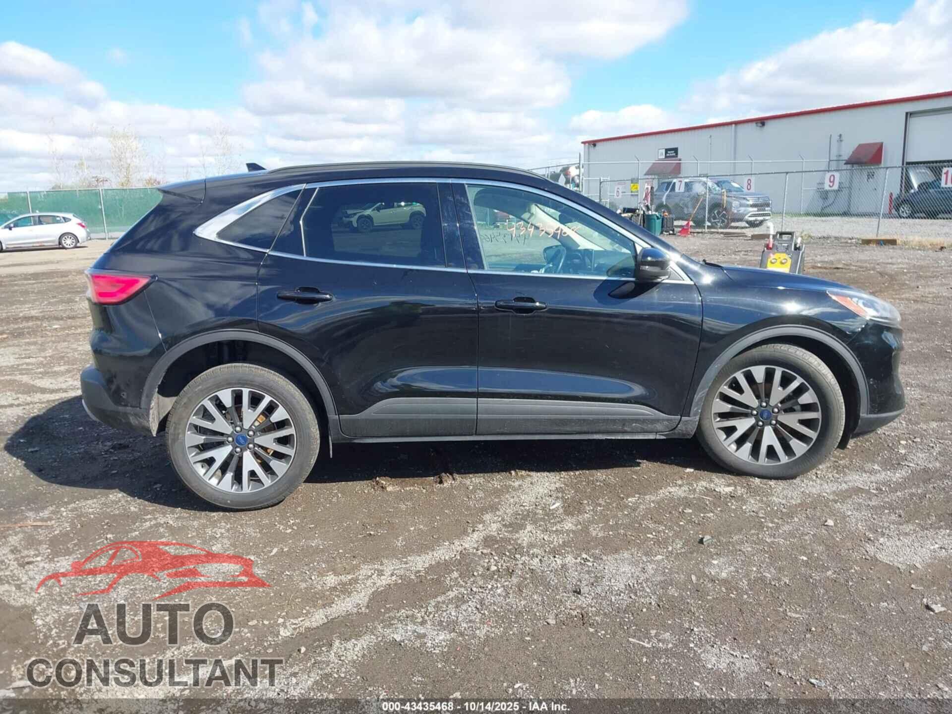 FORD ESCAPE 2020 - 1FMCU9J94LUA08159