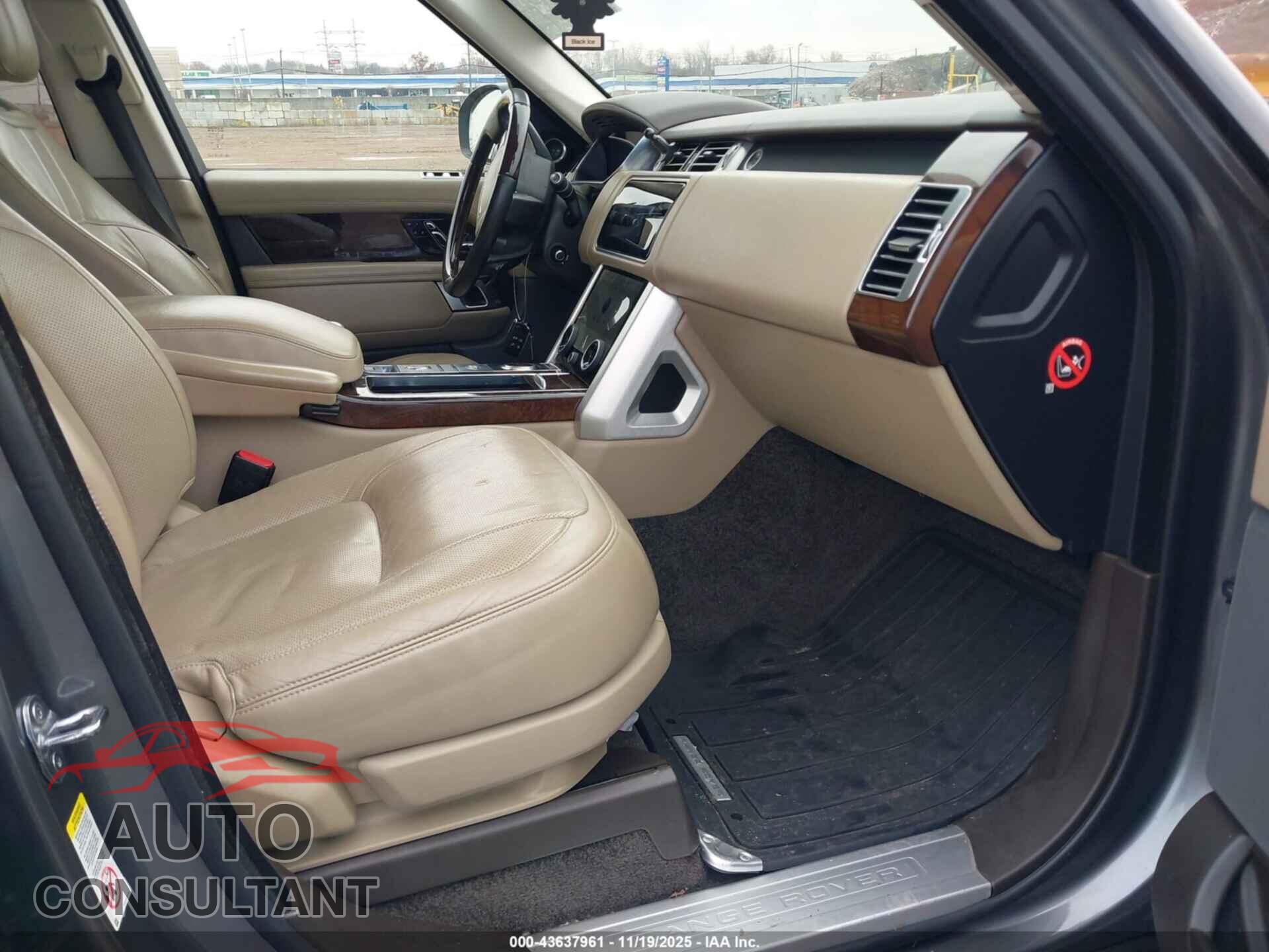 LAND ROVER RANGE ROVER 2018 - SALGS2SV5JA384181