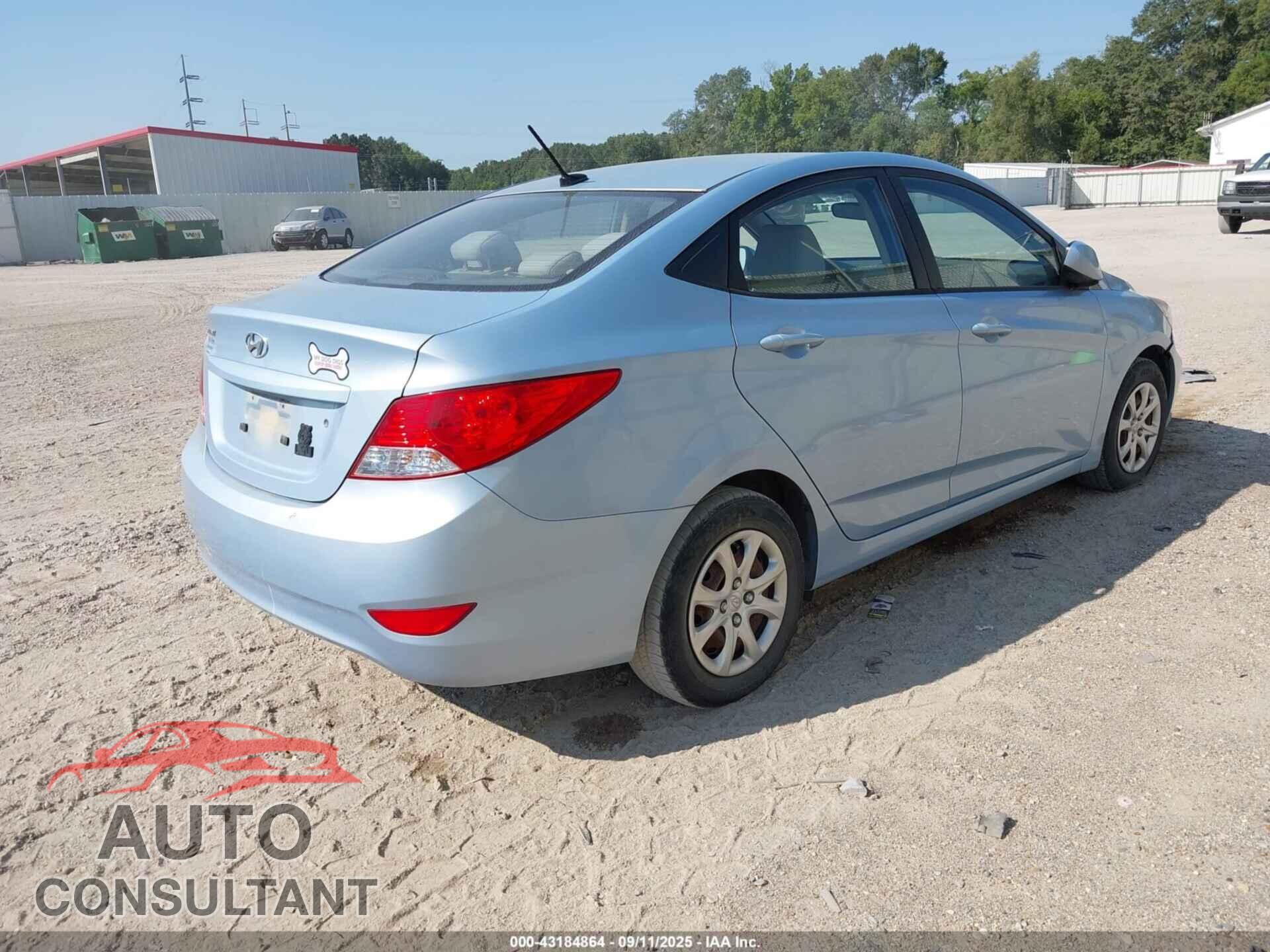 HYUNDAI ACCENT 2014 - KMHCT4AEXEU732802