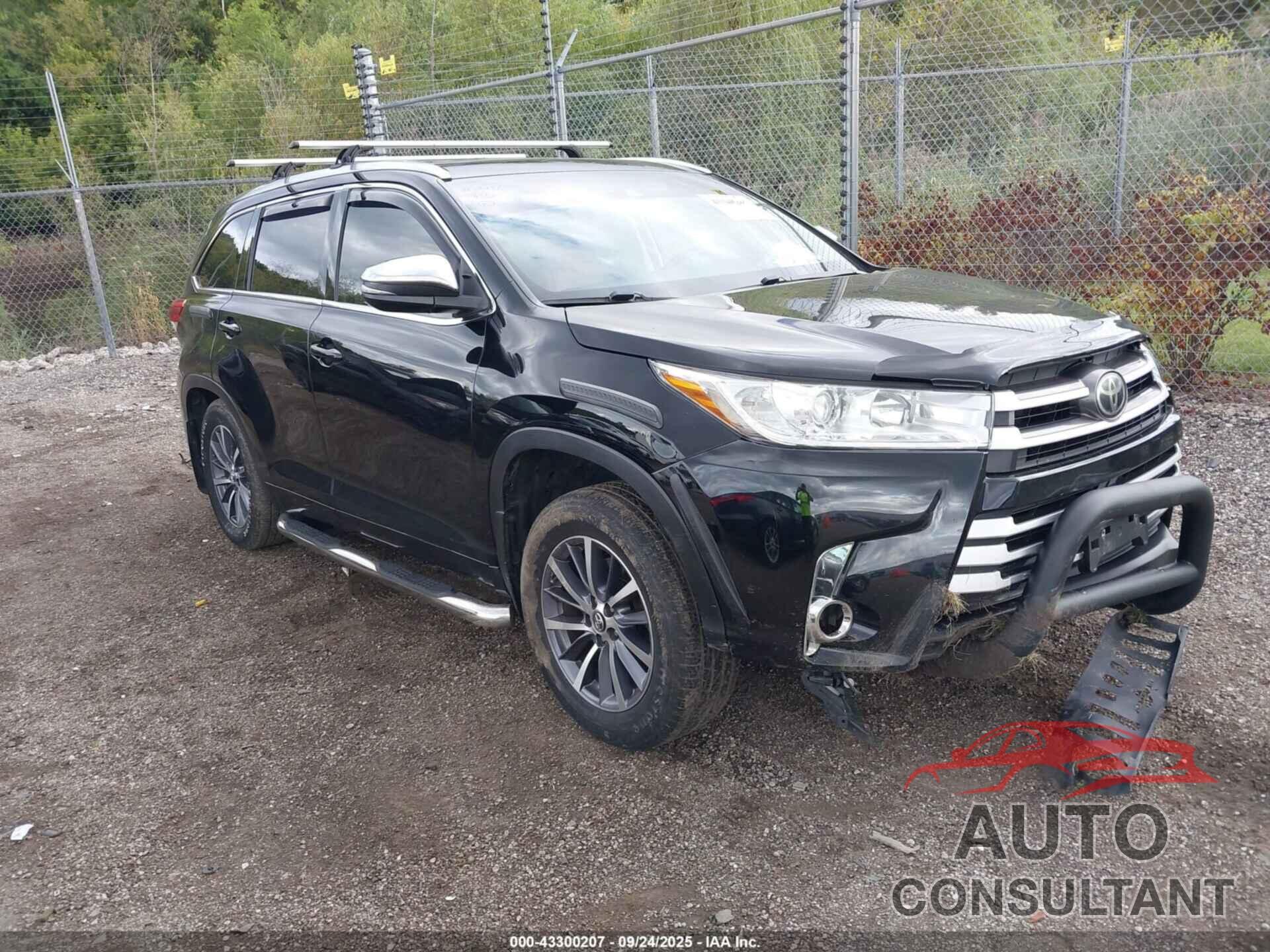 TOYOTA HIGHLANDER 2017 - 5TDJZRFH7HS511404