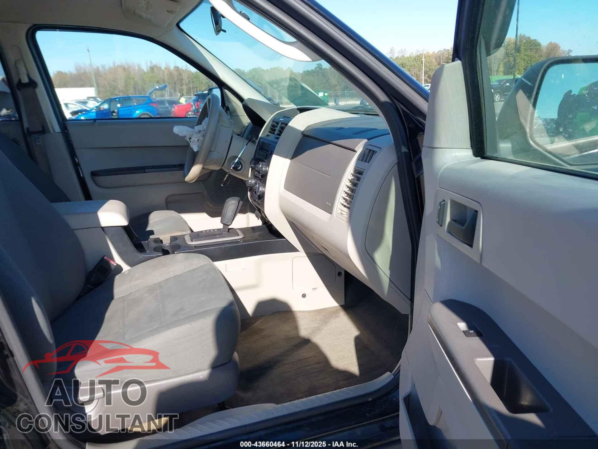 FORD ESCAPE 2012 - 1FMCU9C77CKC70586