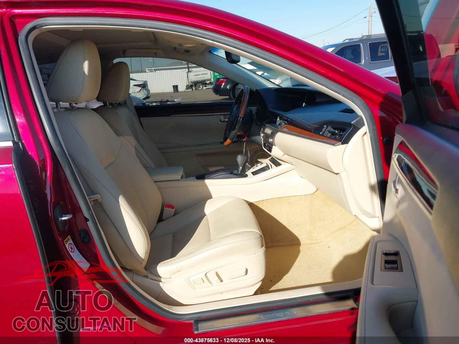 LEXUS ES 300H 2013 - JTHBW1GG7D2024904