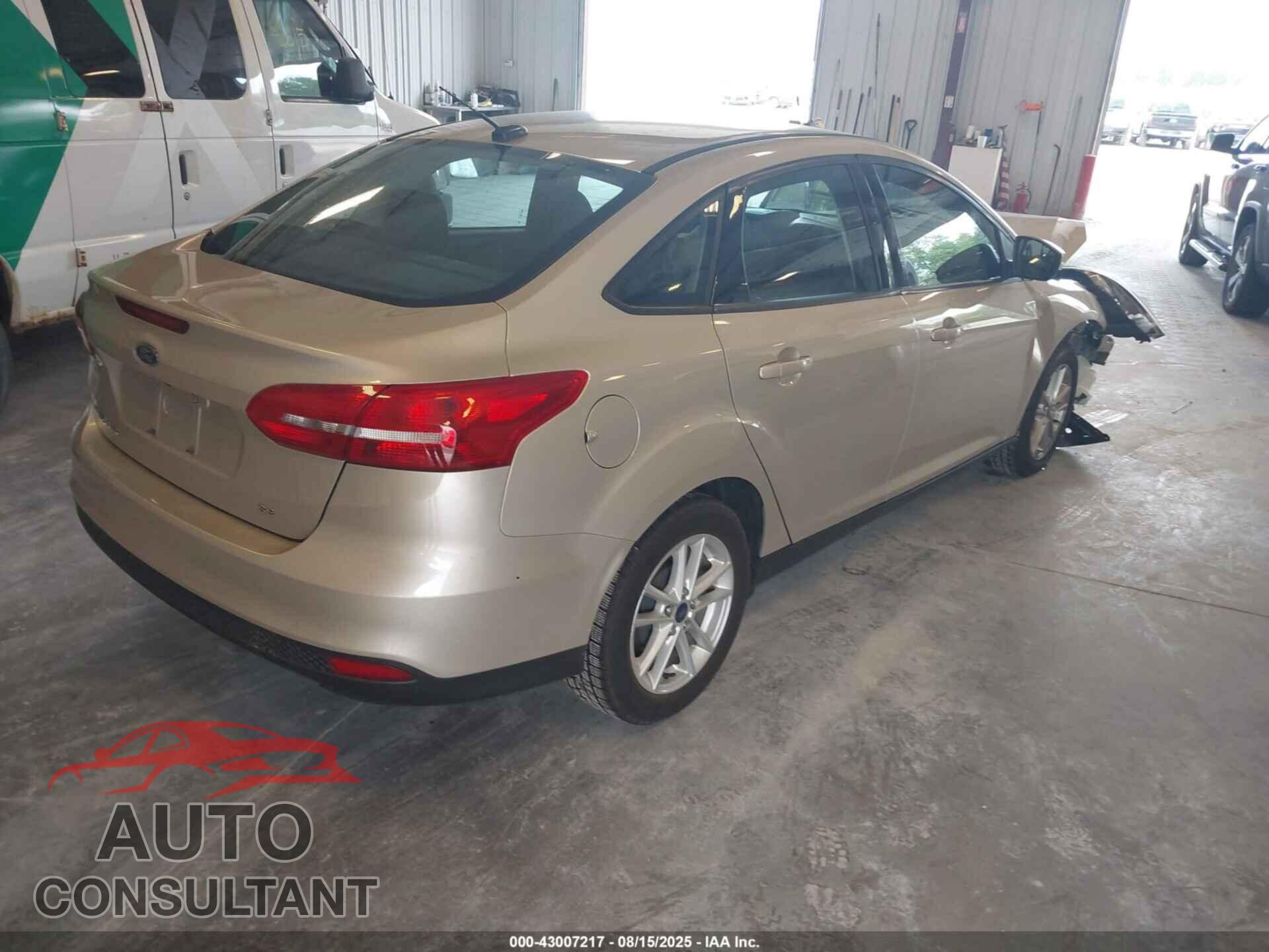 FORD FOCUS 2017 - 1FADP3F28HL203628
