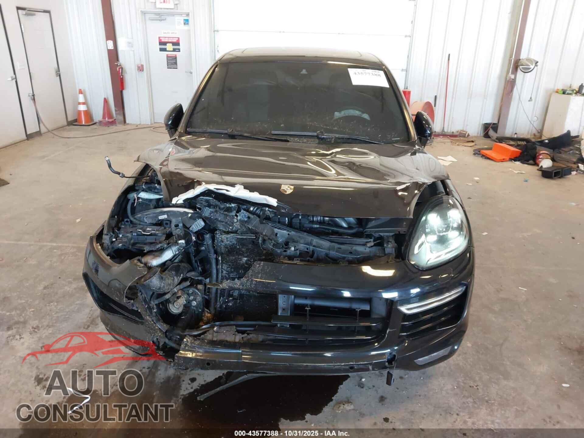 PORSCHE CAYENNE 2016 - WP1AC2A23GLA86323