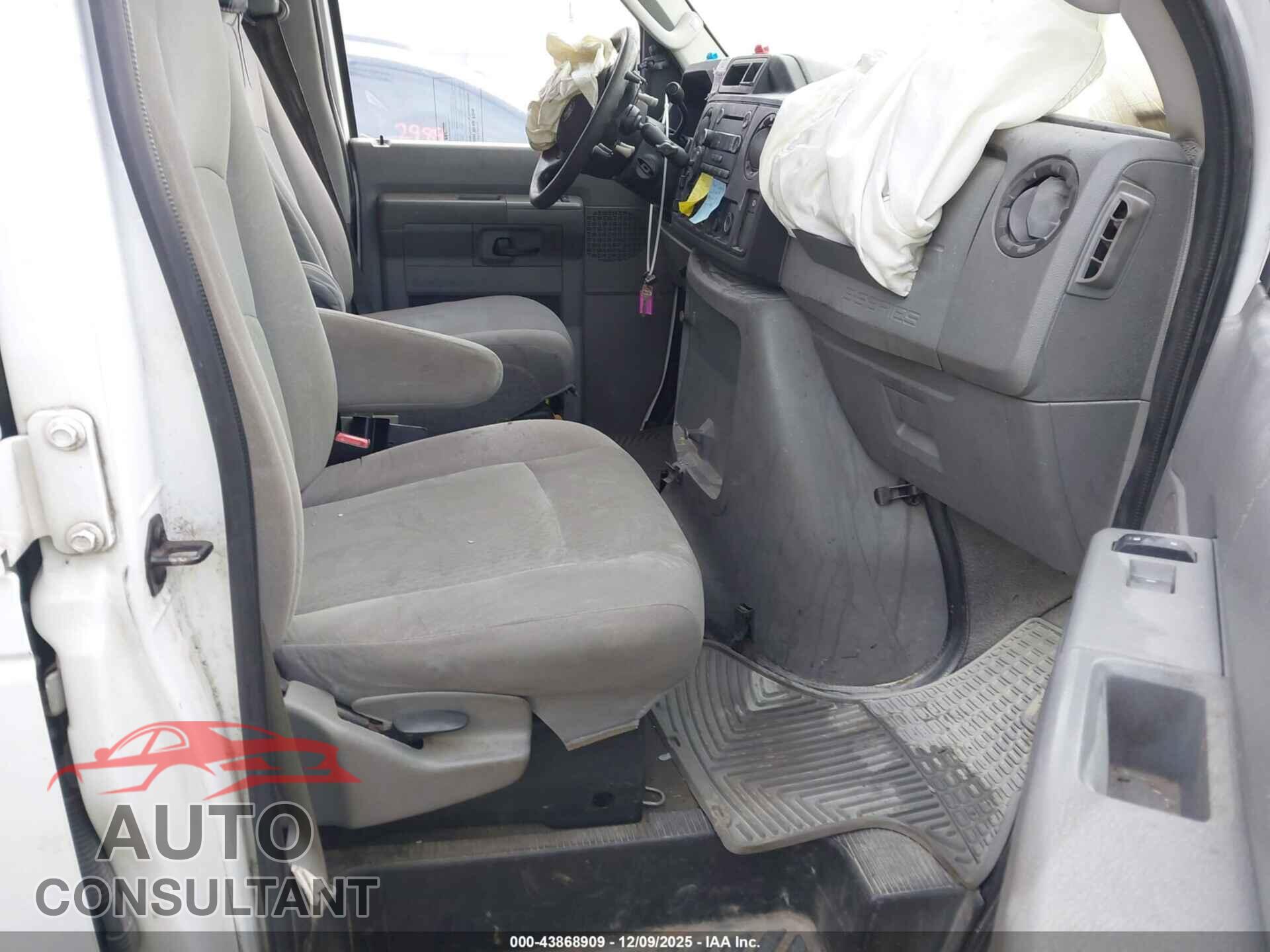 FORD E-350 SUPER DUTY 2010 - 1FBSS3BL8ADA03447