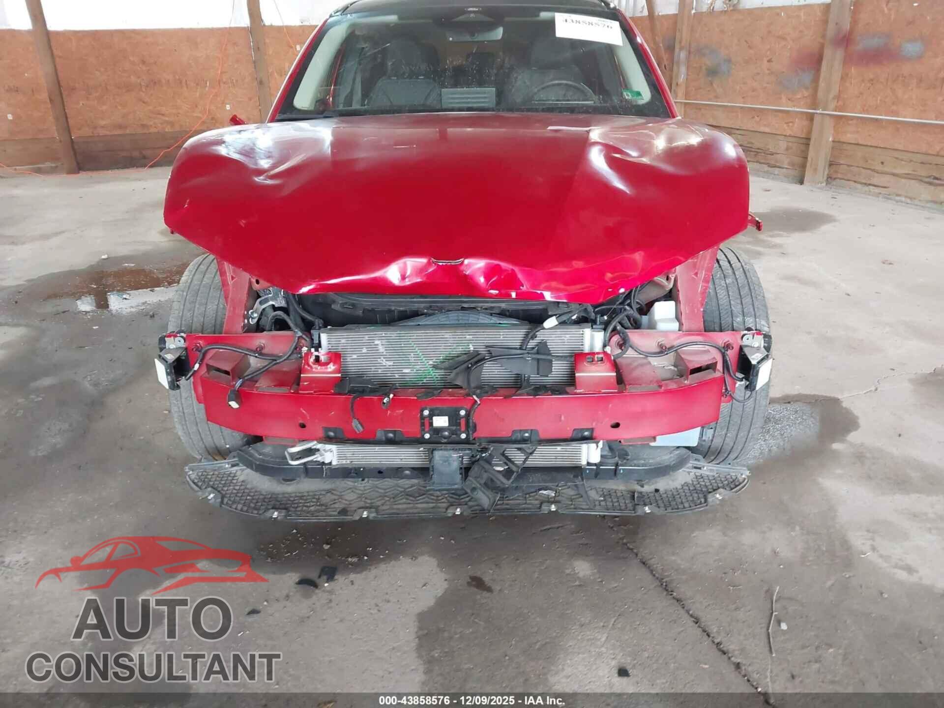FORD MUSTANG MACH-E 2023 - 3FMTK3SUXPMA33048