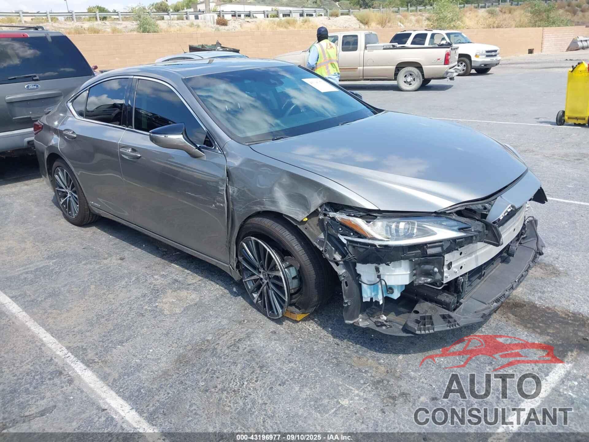 LEXUS ES 300H 2021 - 58ACA1C11MU003500