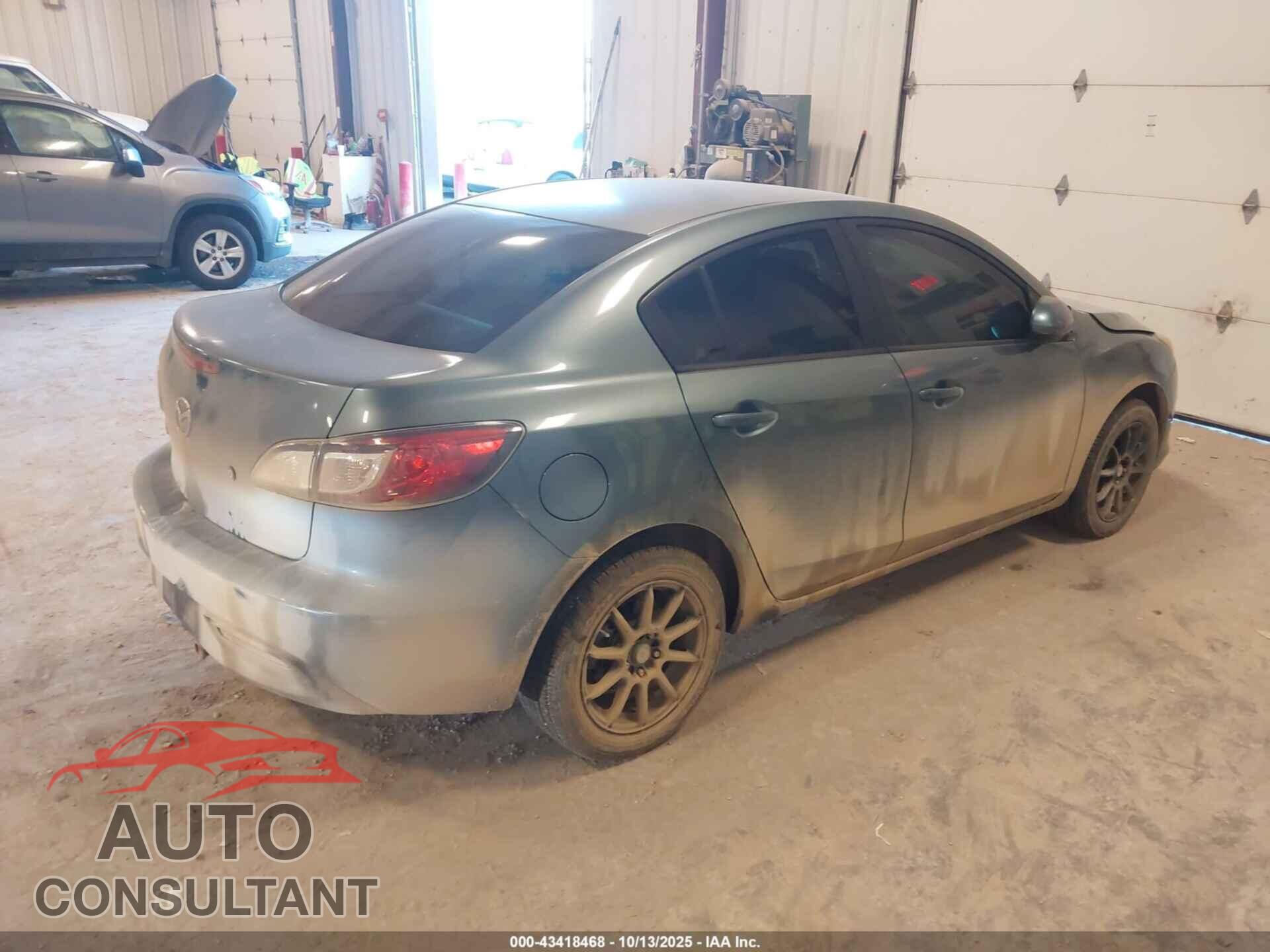 MAZDA MAZDA3 2010 - JM1BL1SG8A1147565