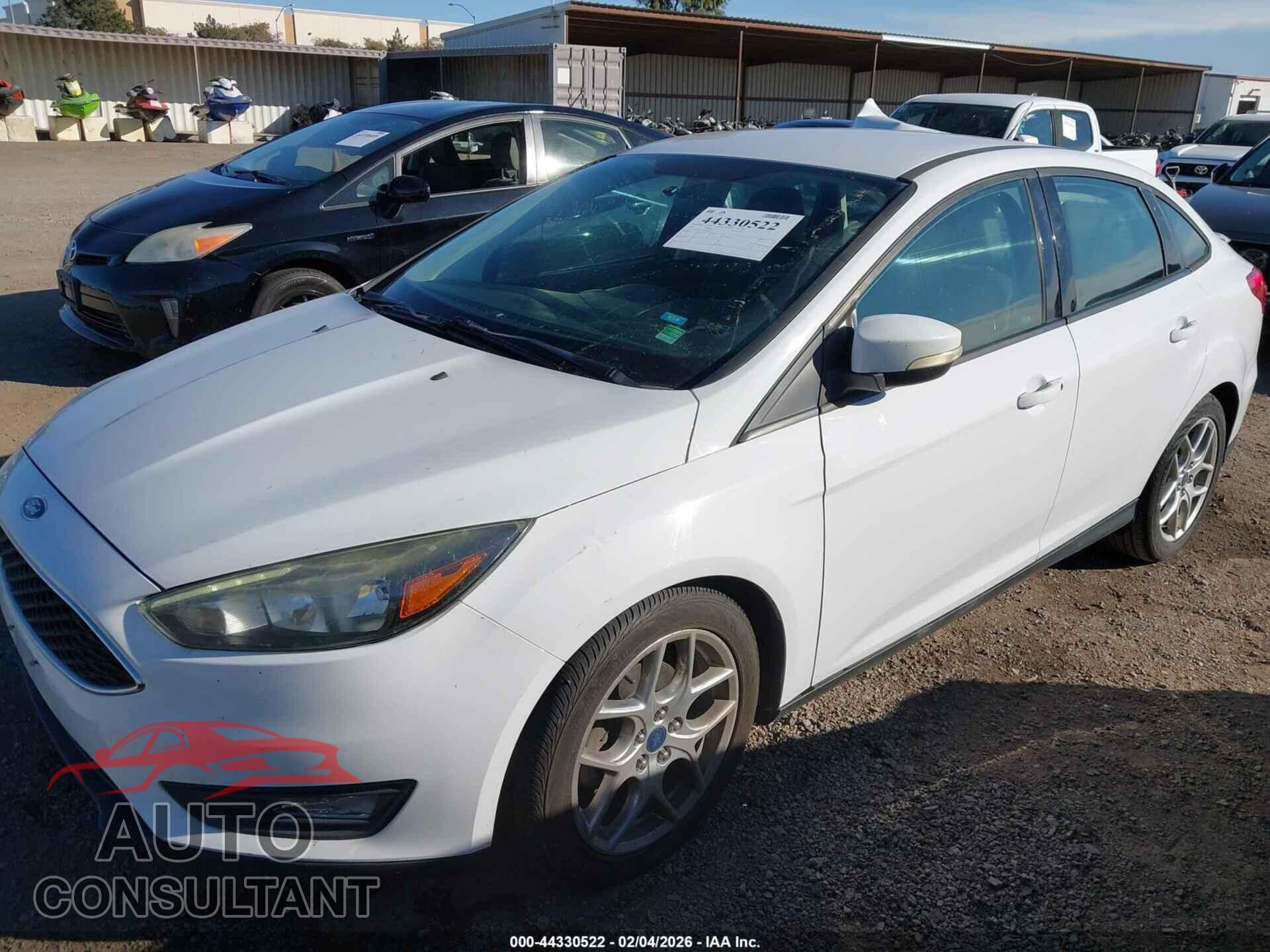 FORD FOCUS 2015 - 1FADP3F21FL314051