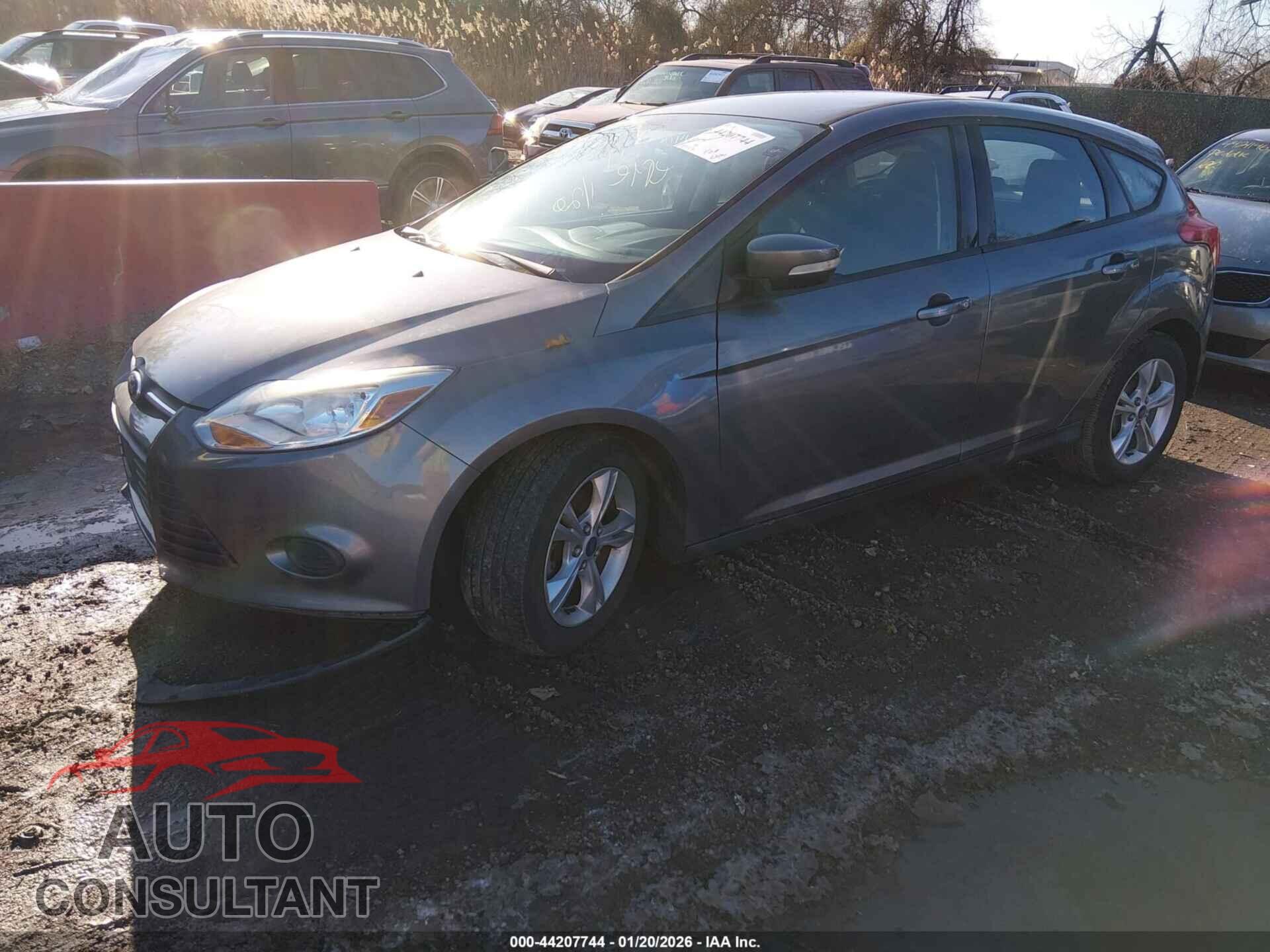 FORD FOCUS 2014 - 1FADP3K27EL320408