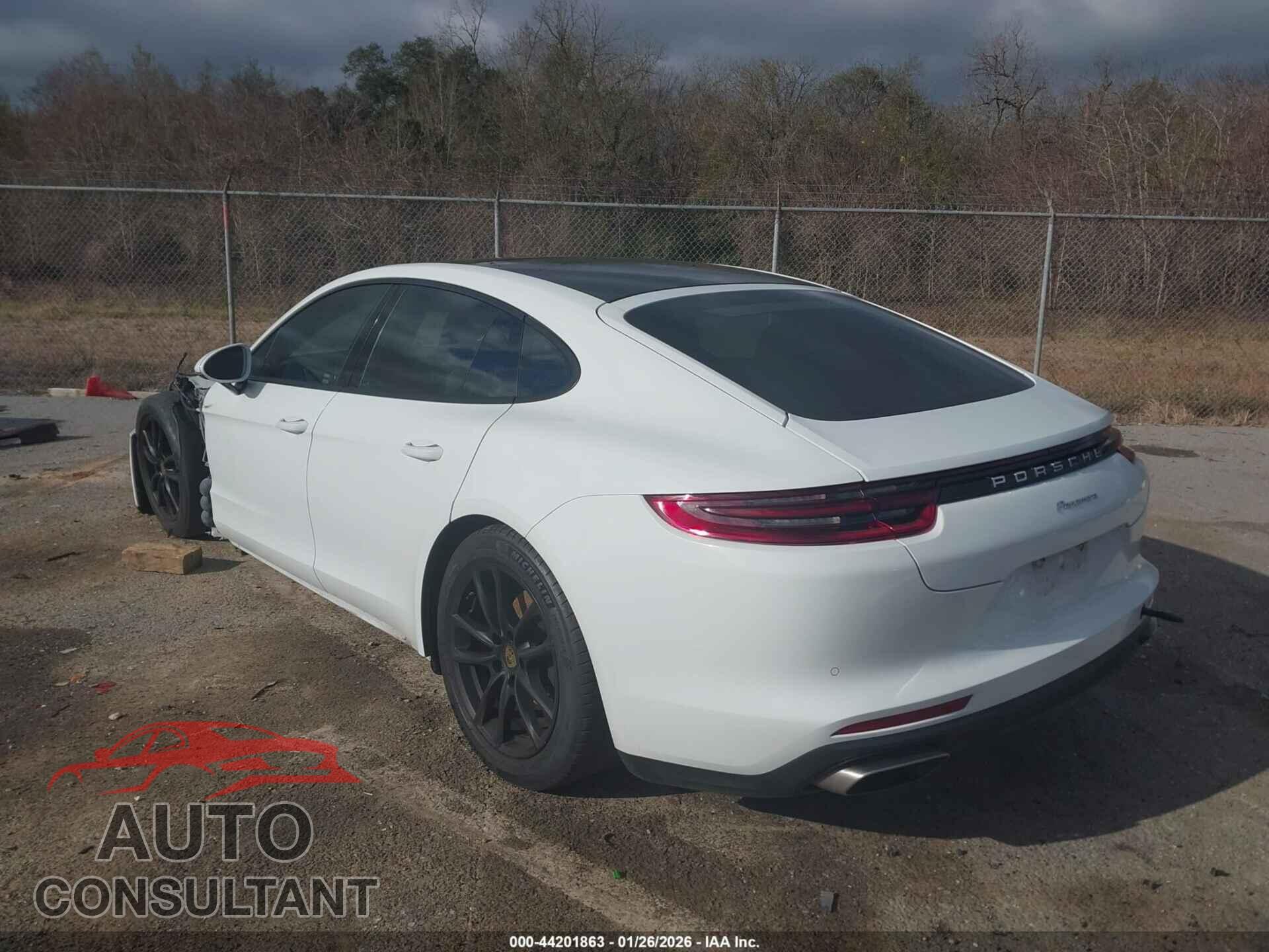 PORSCHE PANAMERA 2017 - WP0AA2A71HL102216