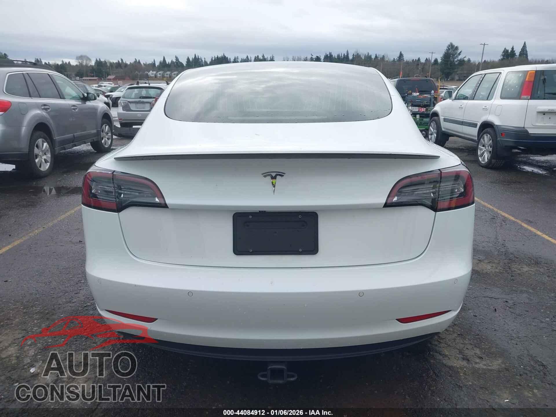 TESLA MODEL 3 2019 - 5YJ3E1EAXKF310120