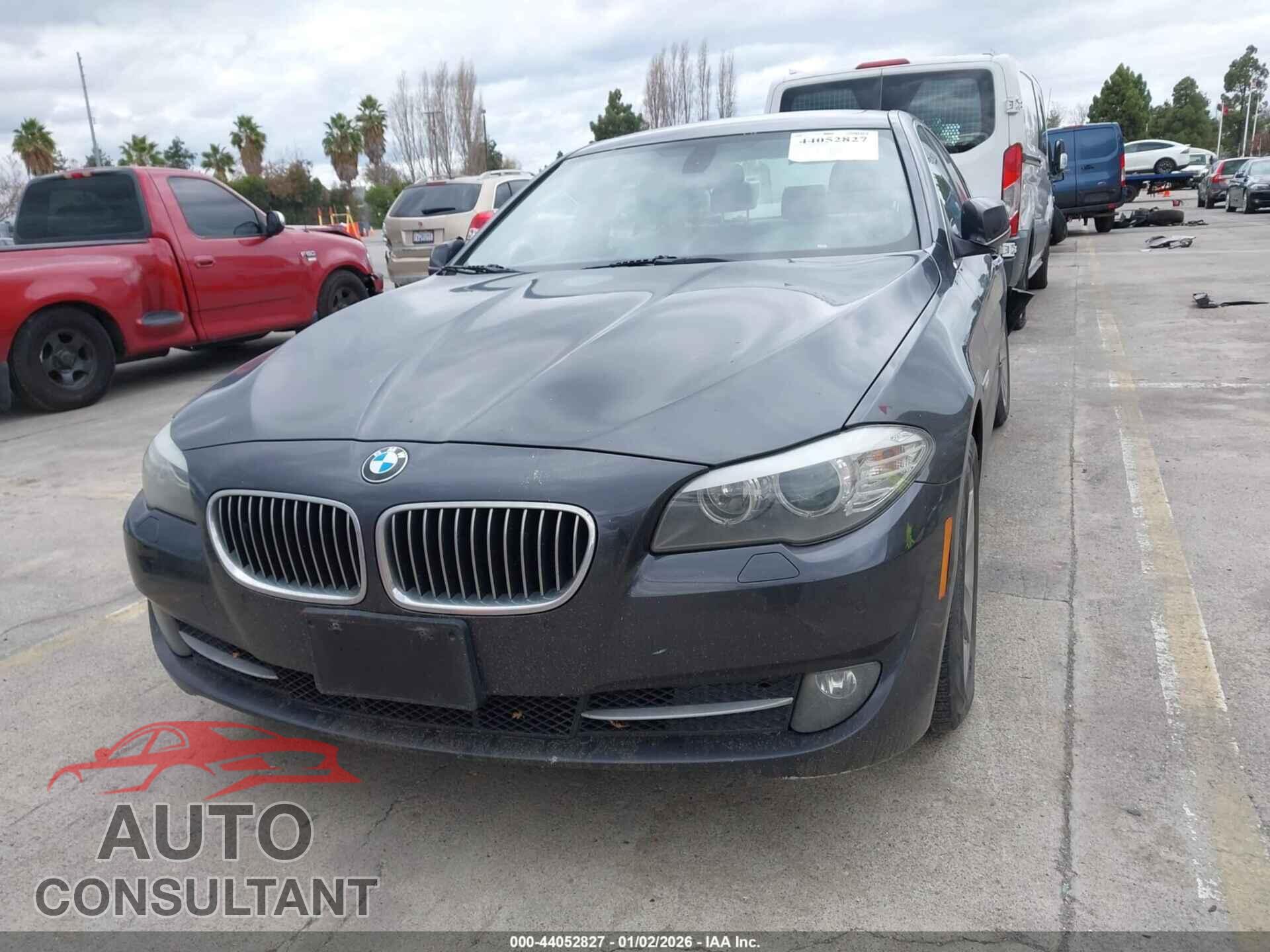 BMW 528I 2011 - WBAFR1C56BC742298