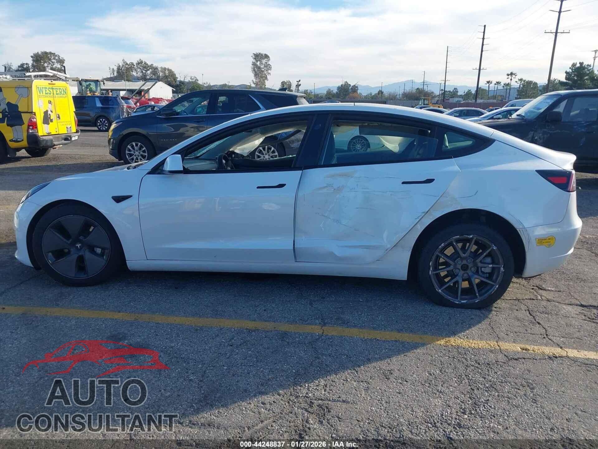 TESLA MODEL 3 2021 - 5YJ3E1EA9MF026609