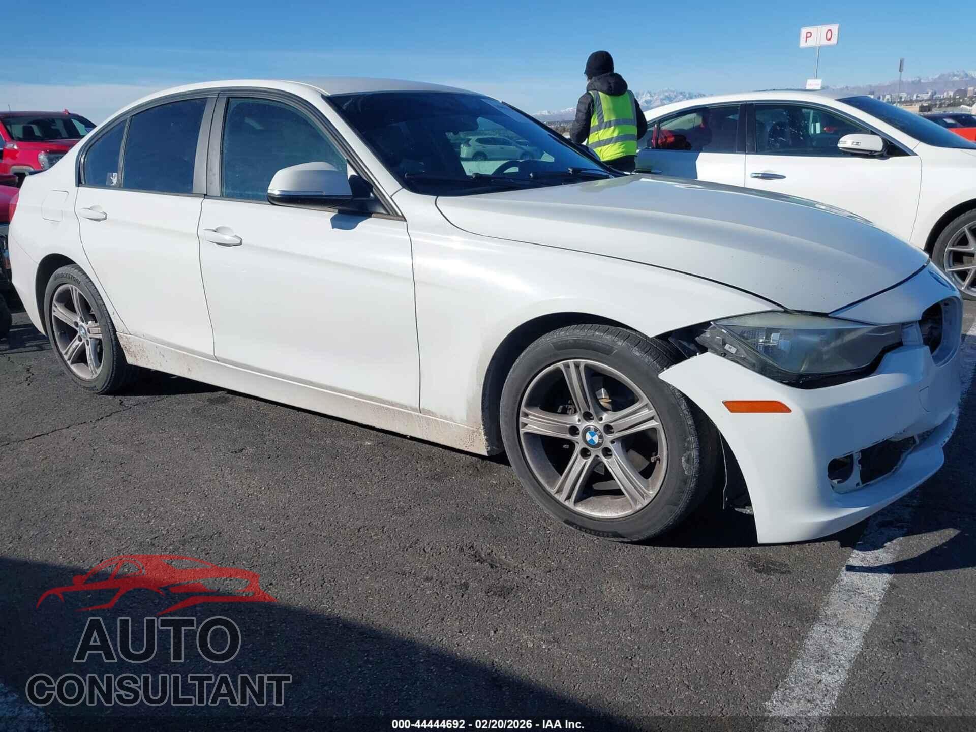 BMW 328I 2012 - WBA3C1C54CA696682