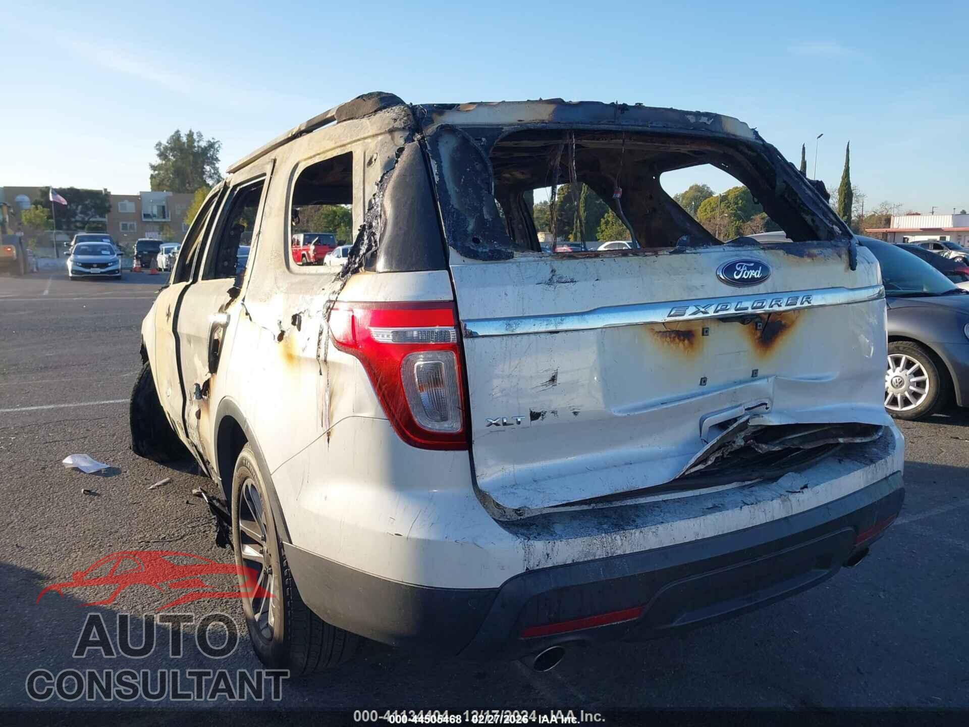 FORD EXPLORER 2013 - 1FM5K7D88DGA67012