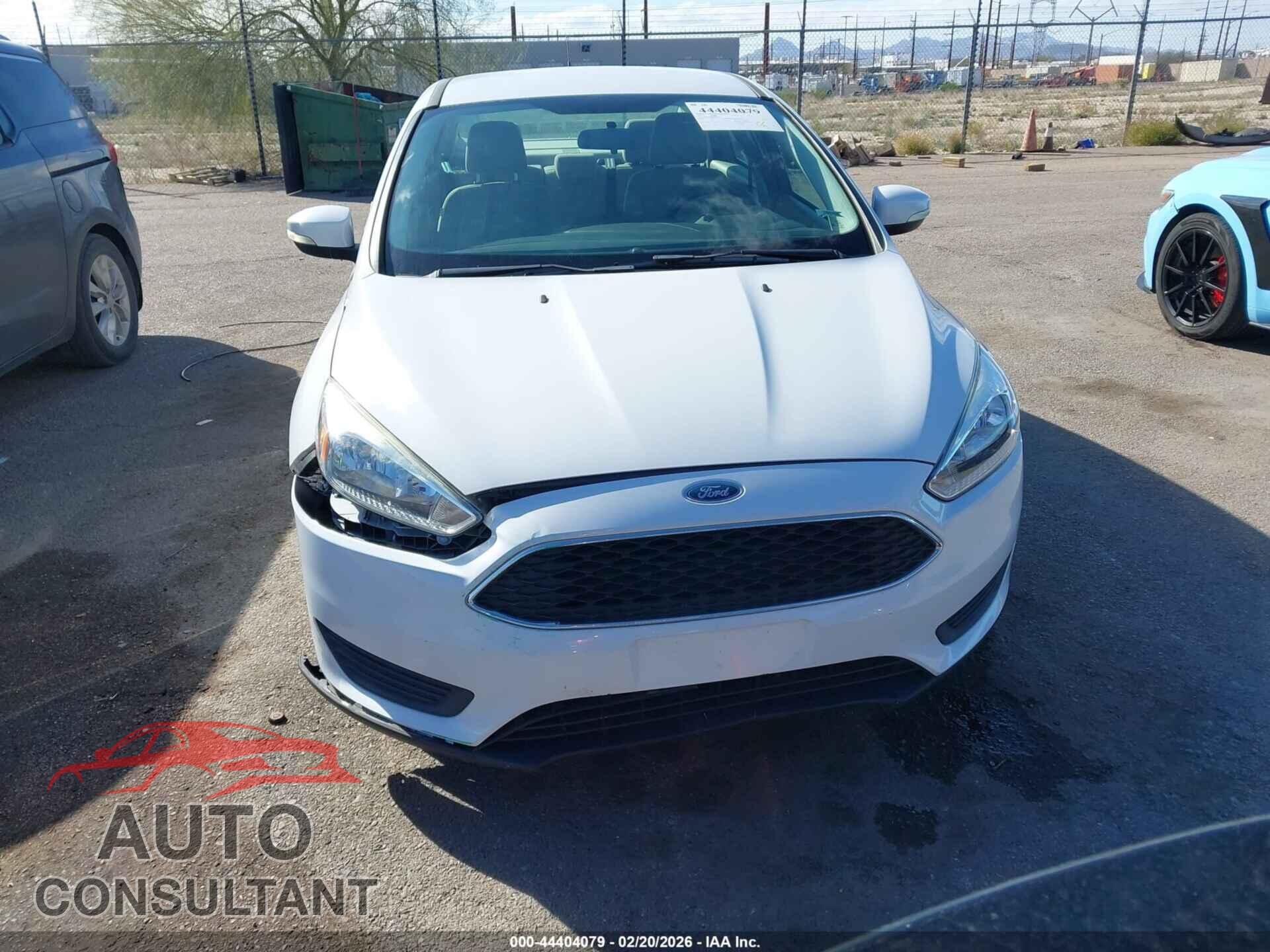 FORD FOCUS 2015 - 1FADP3F24FL300581