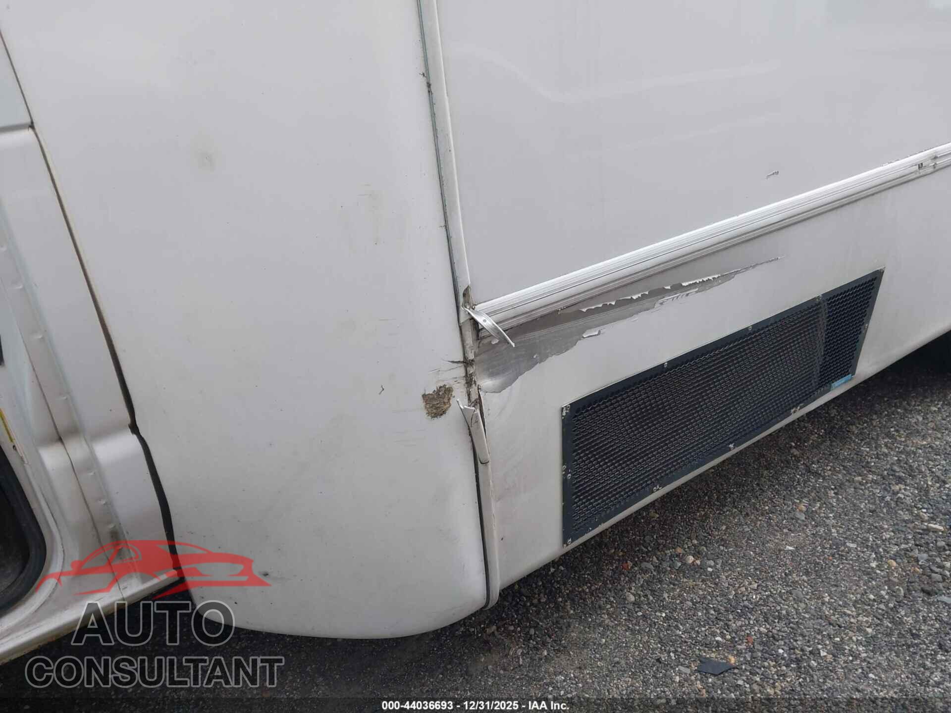 FORD E-350 CUTAWAY 2010 - 1FDEE3FP2ADA09852