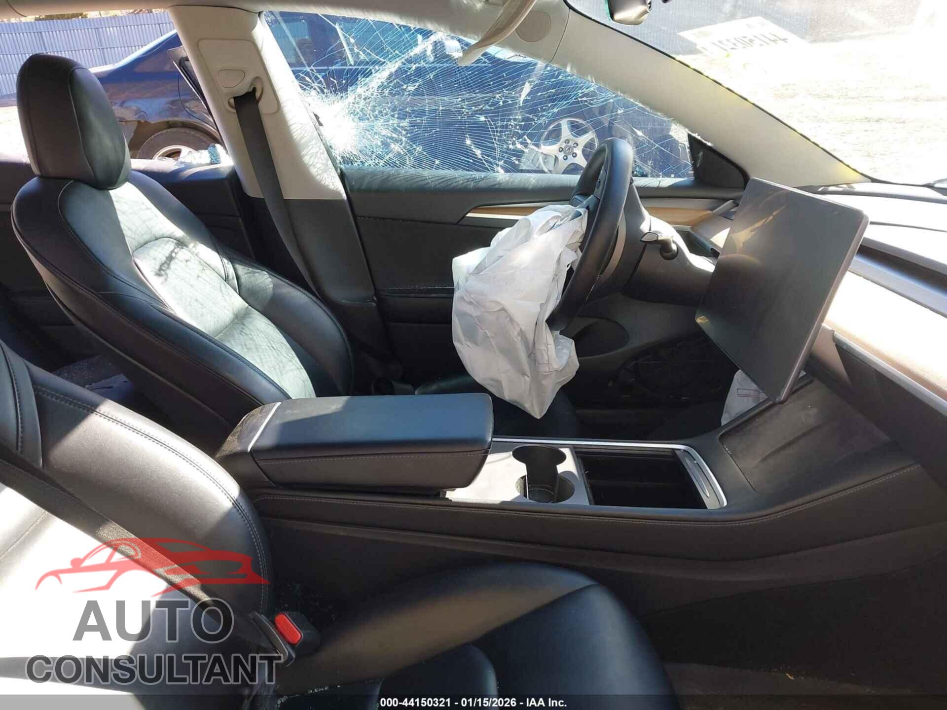 TESLA MODEL 3 2021 - 5YJ3E1EAXMF987008