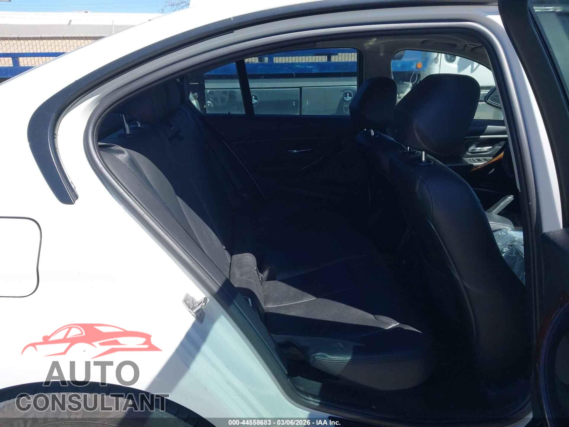 BMW 328D 2014 - WBA3D3C52EF099366