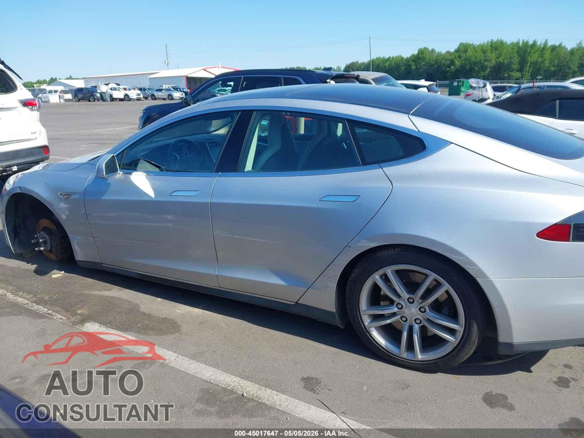 TESLA MODEL S 2013 - 5YJSA1CN2DFP14691